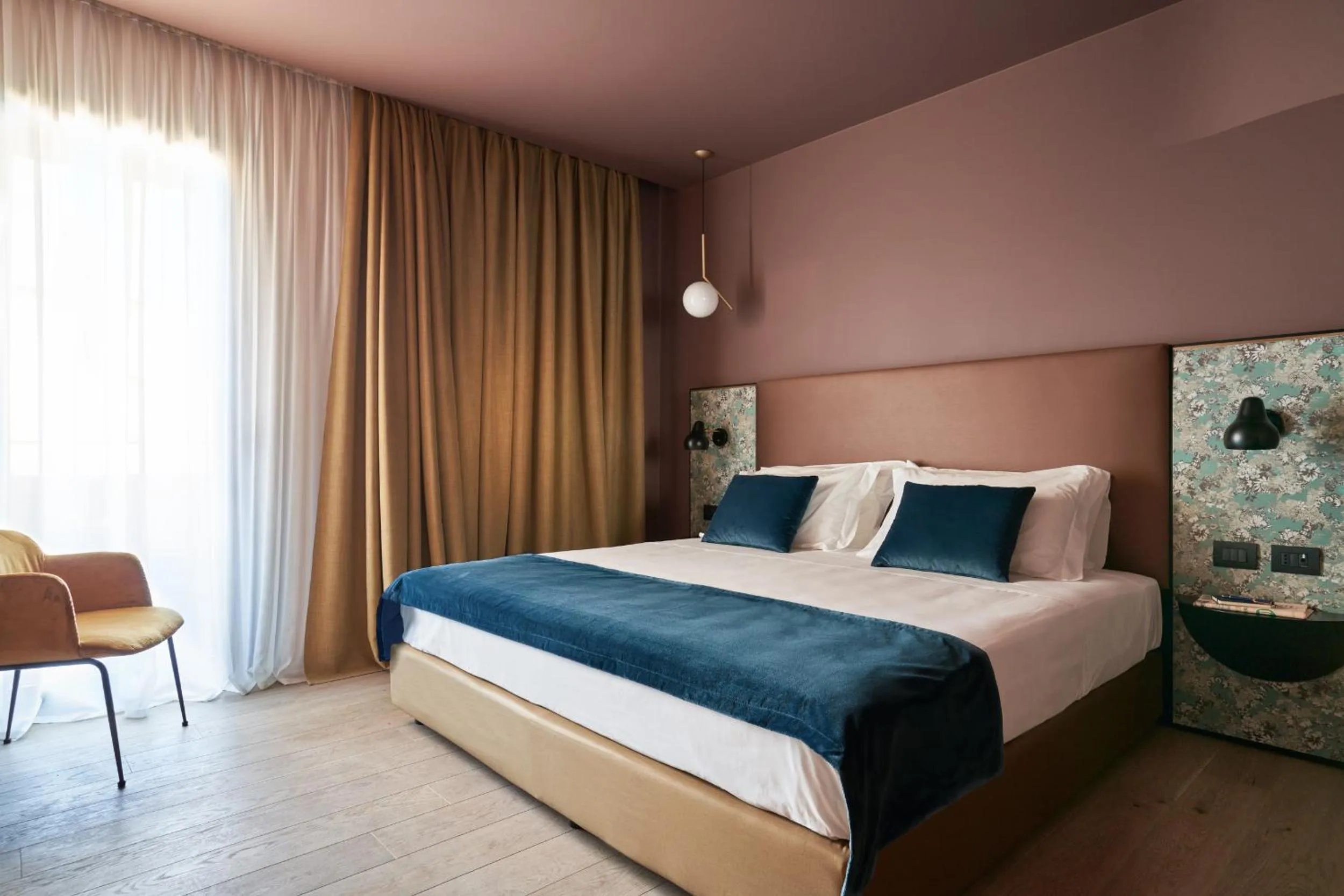 Bedroom, Bed in Executive Spa Hotel