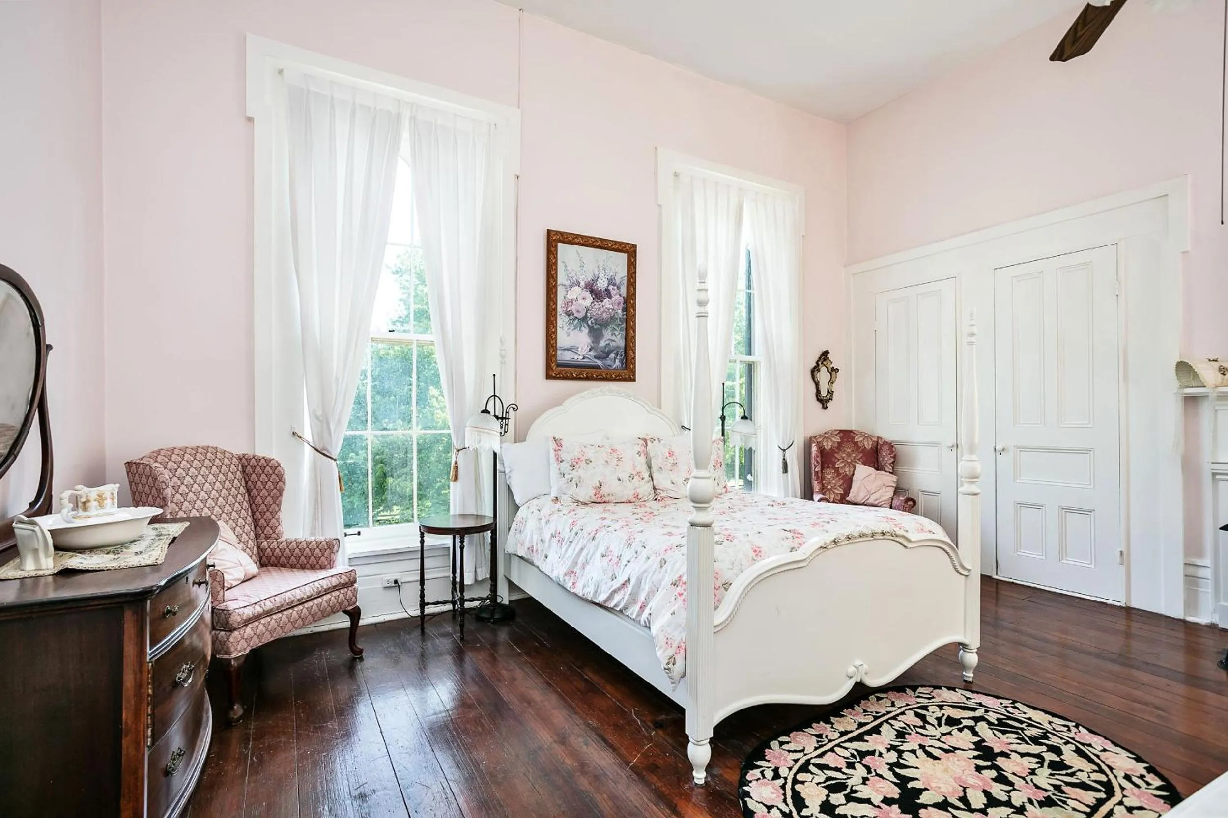 Maple Hill Manor Bed & Breakfast