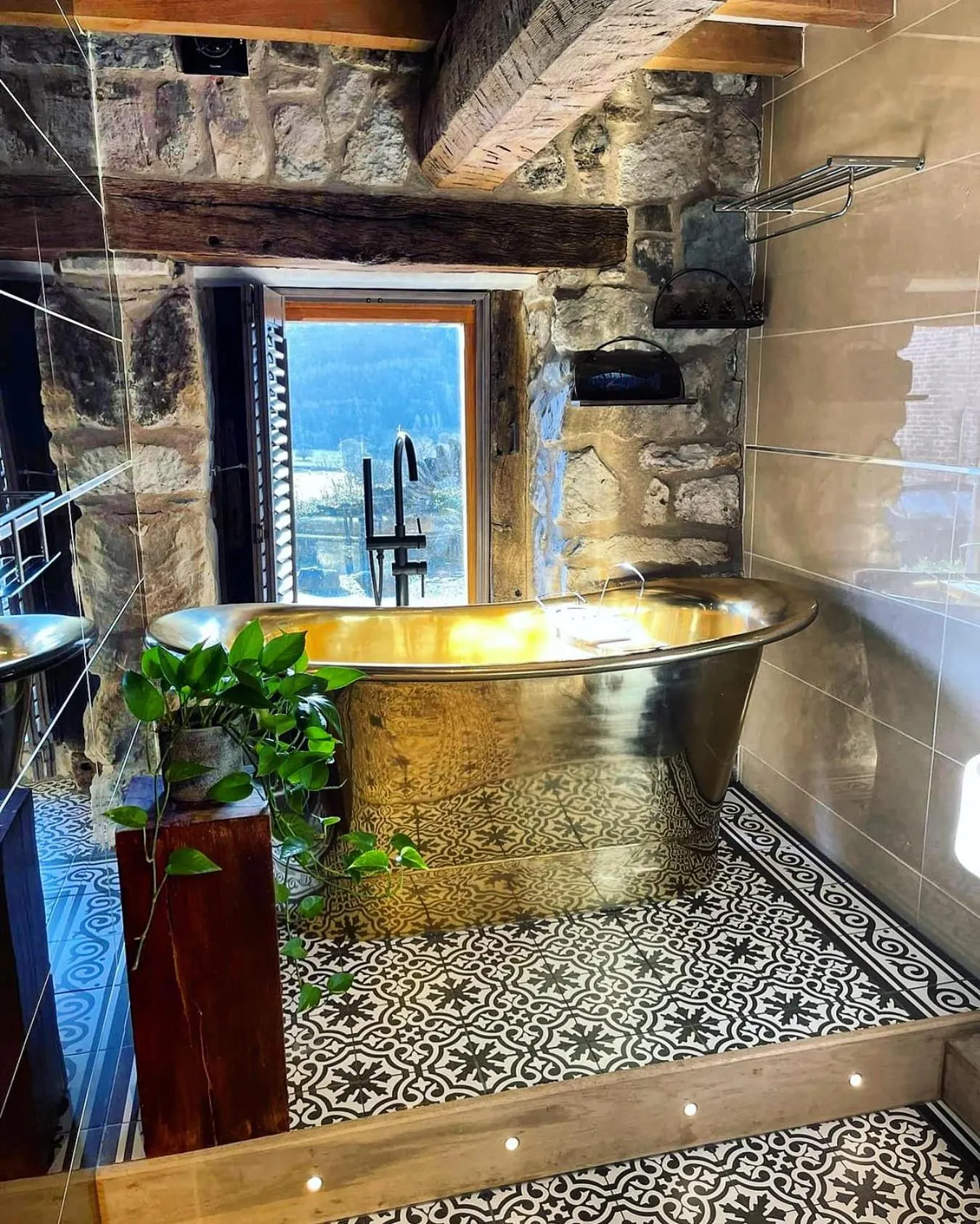 Superior King Room in The Cowshed