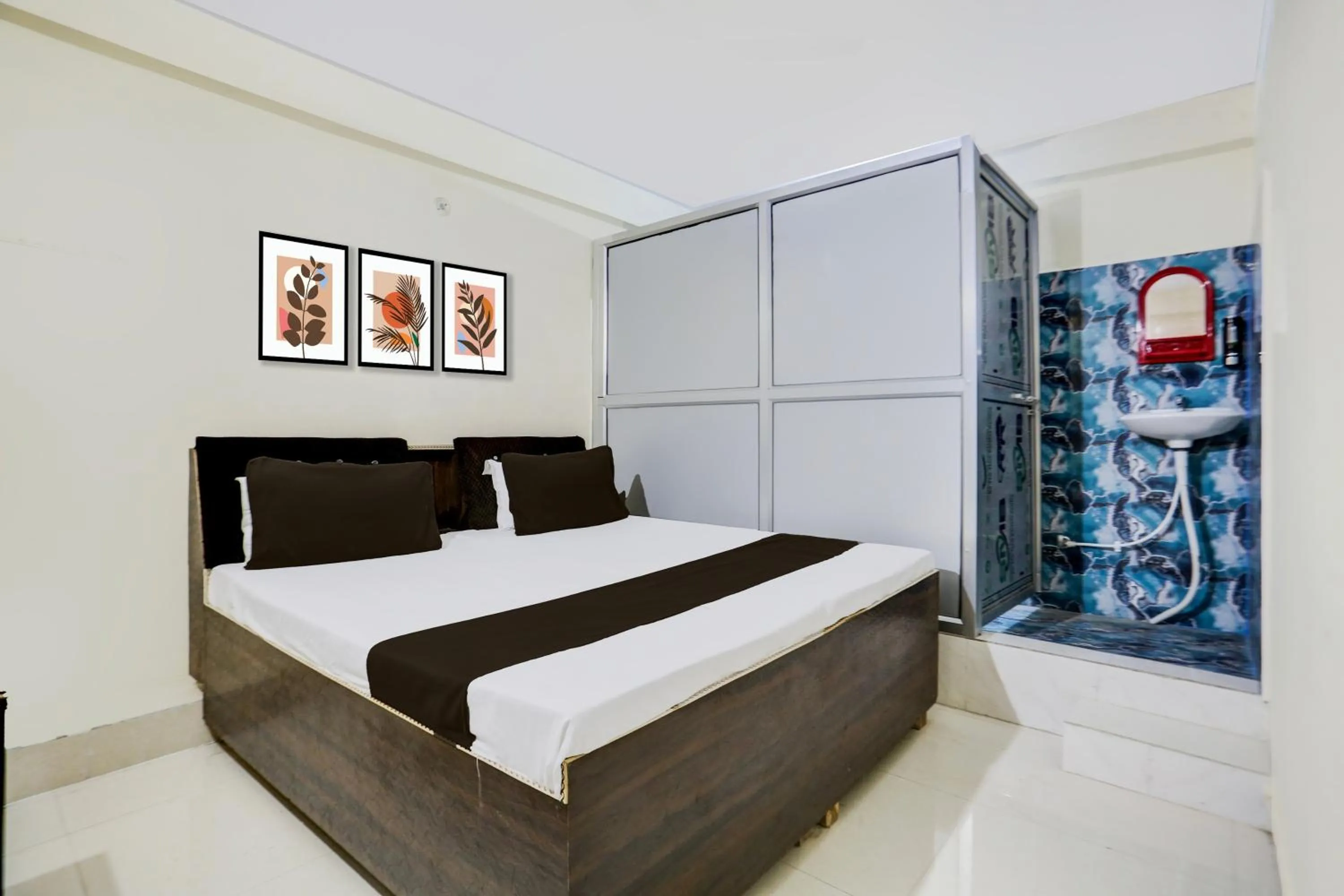 Bedroom in Hotel O SHRI DURGA HOTEL