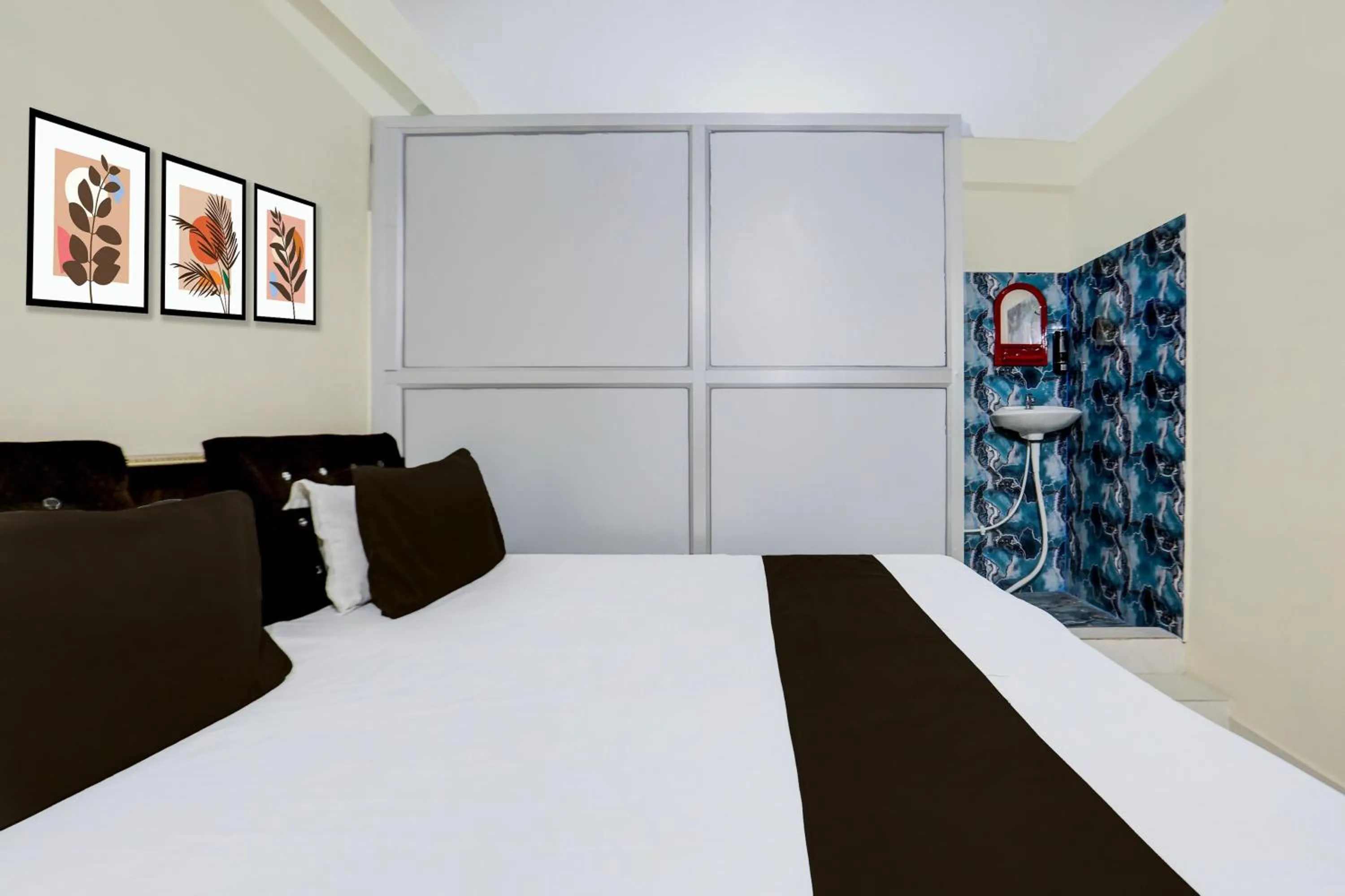 Bedroom in Hotel O SHRI DURGA HOTEL