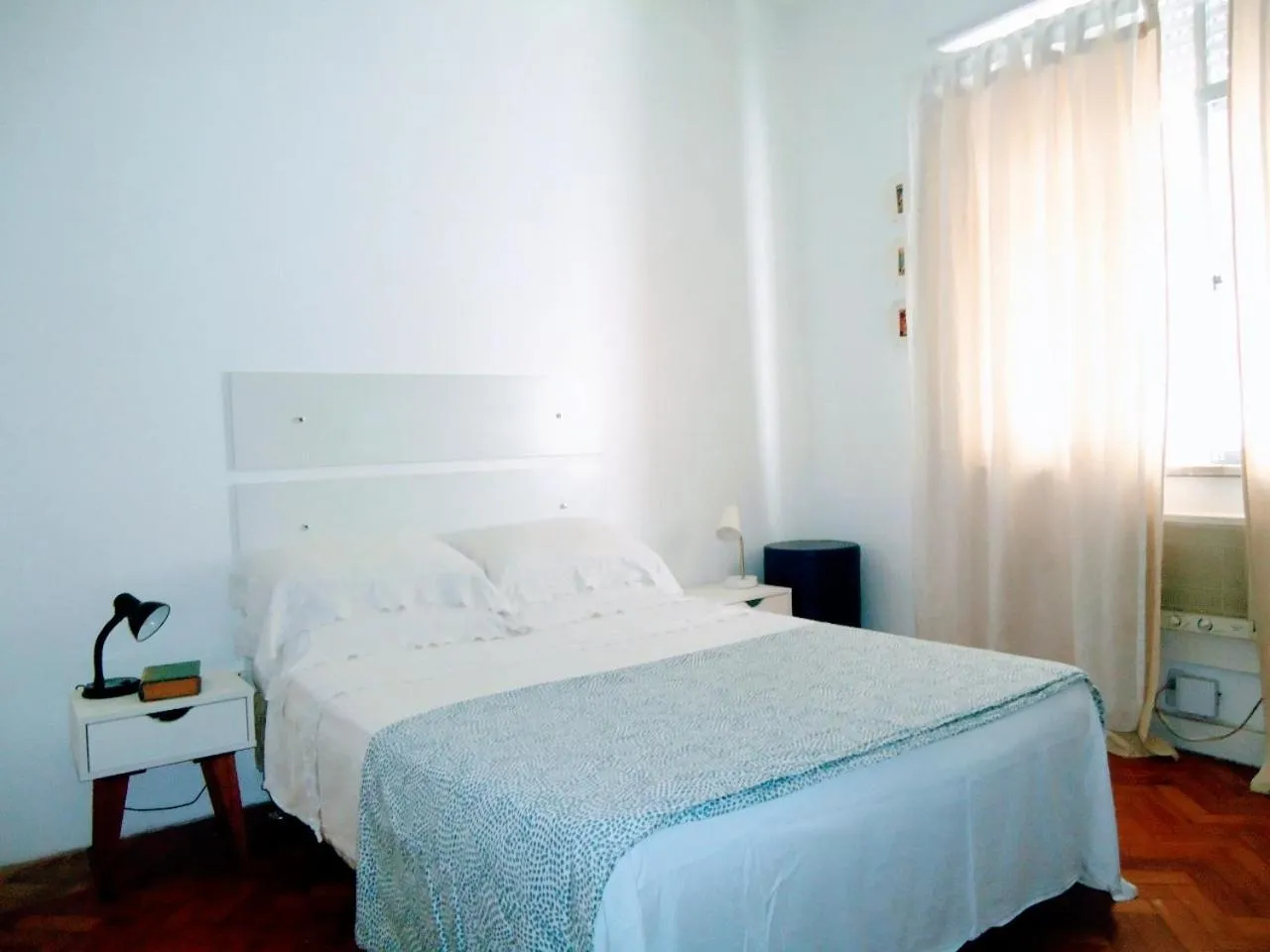 Bed in Copacabana 3 quartos ar cond a 2 qds da praia