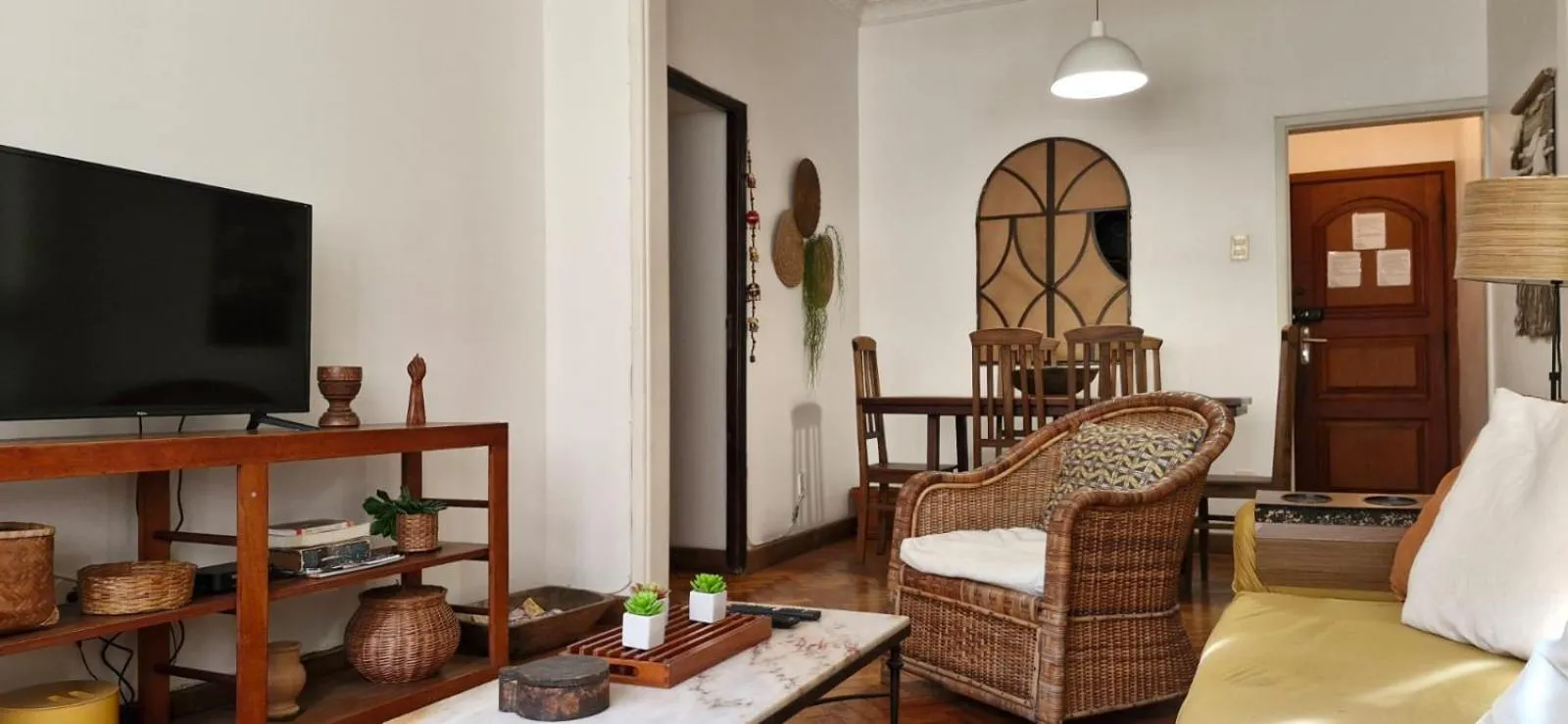 Copacabana 3 quartos ar cond a 2 qds da praia