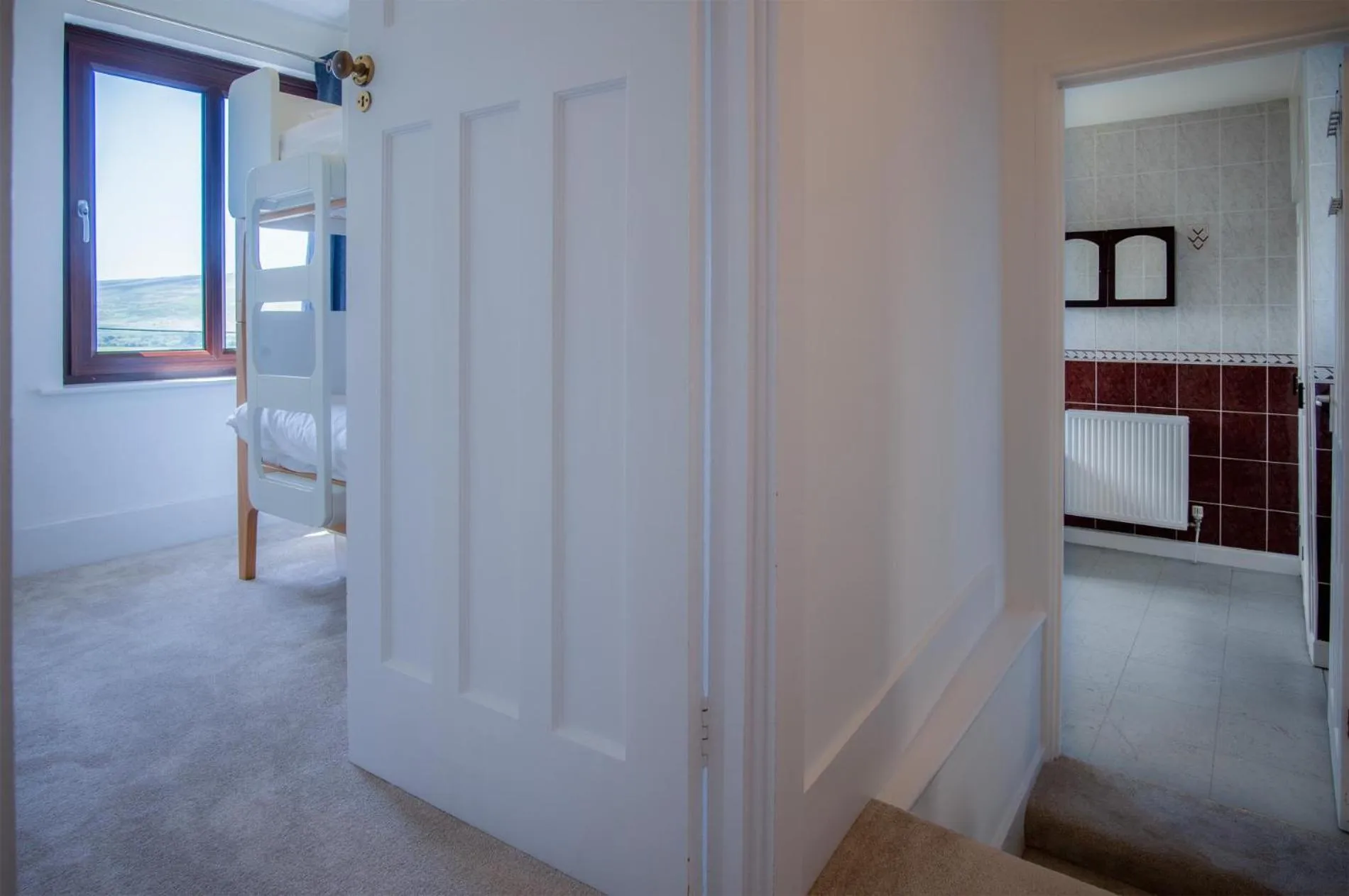 Floor plan, Bed in Avoca - 3 Bedroom Holiday Home - Llangennith