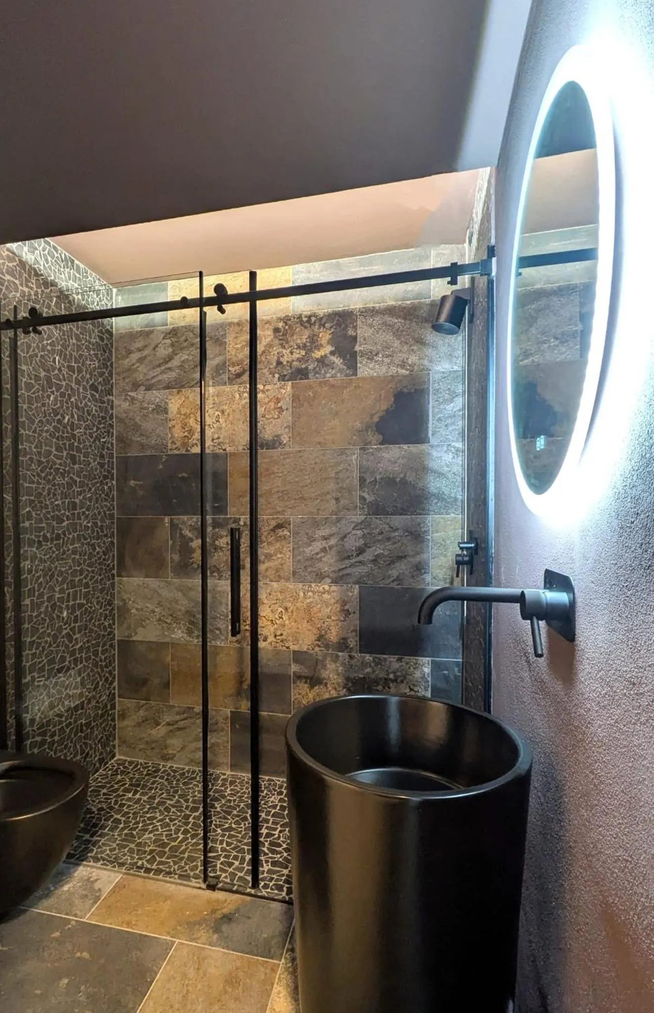 Shower in hotel garni Santa Caterina