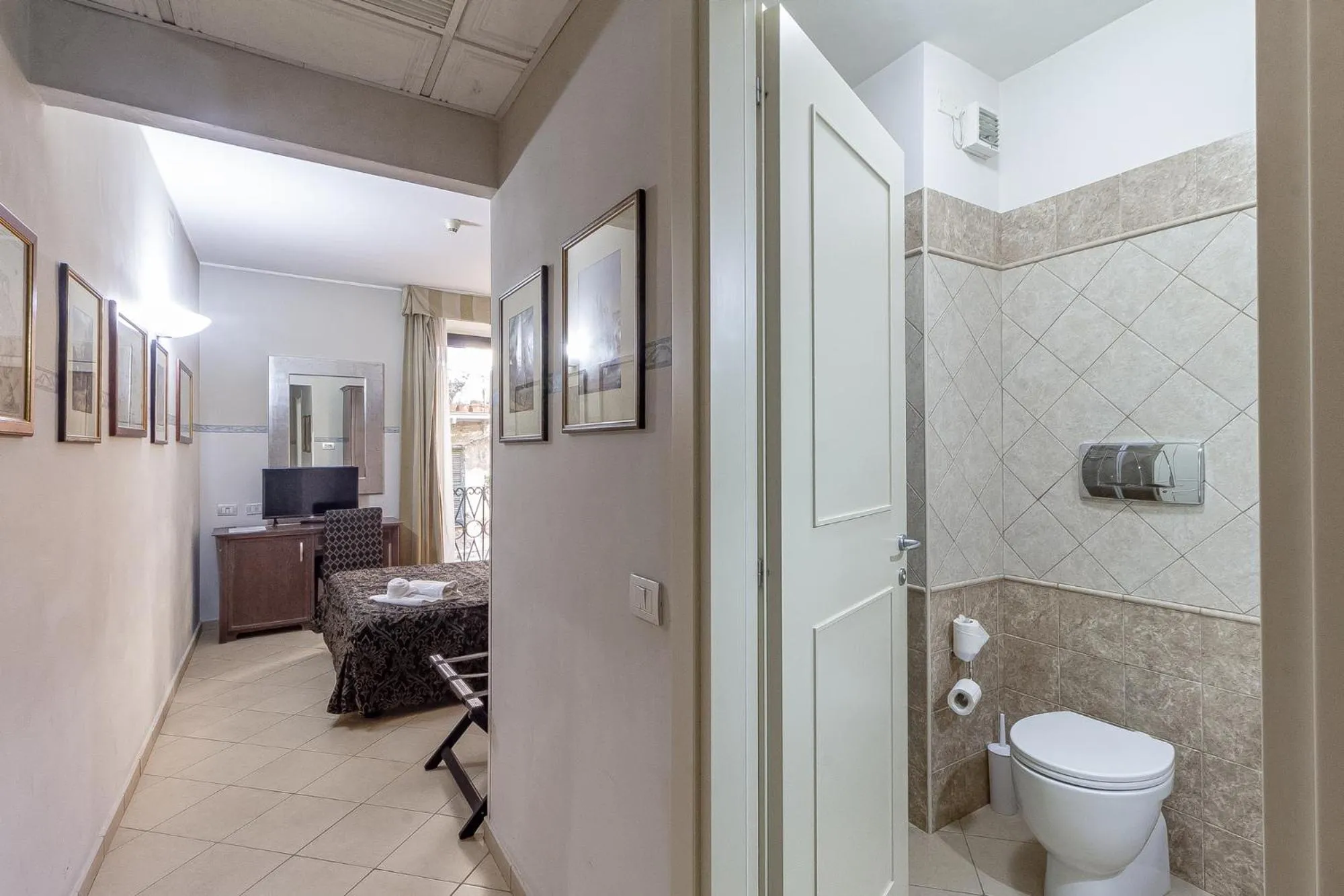 Bathroom in Hotel Vittorio Emanuele