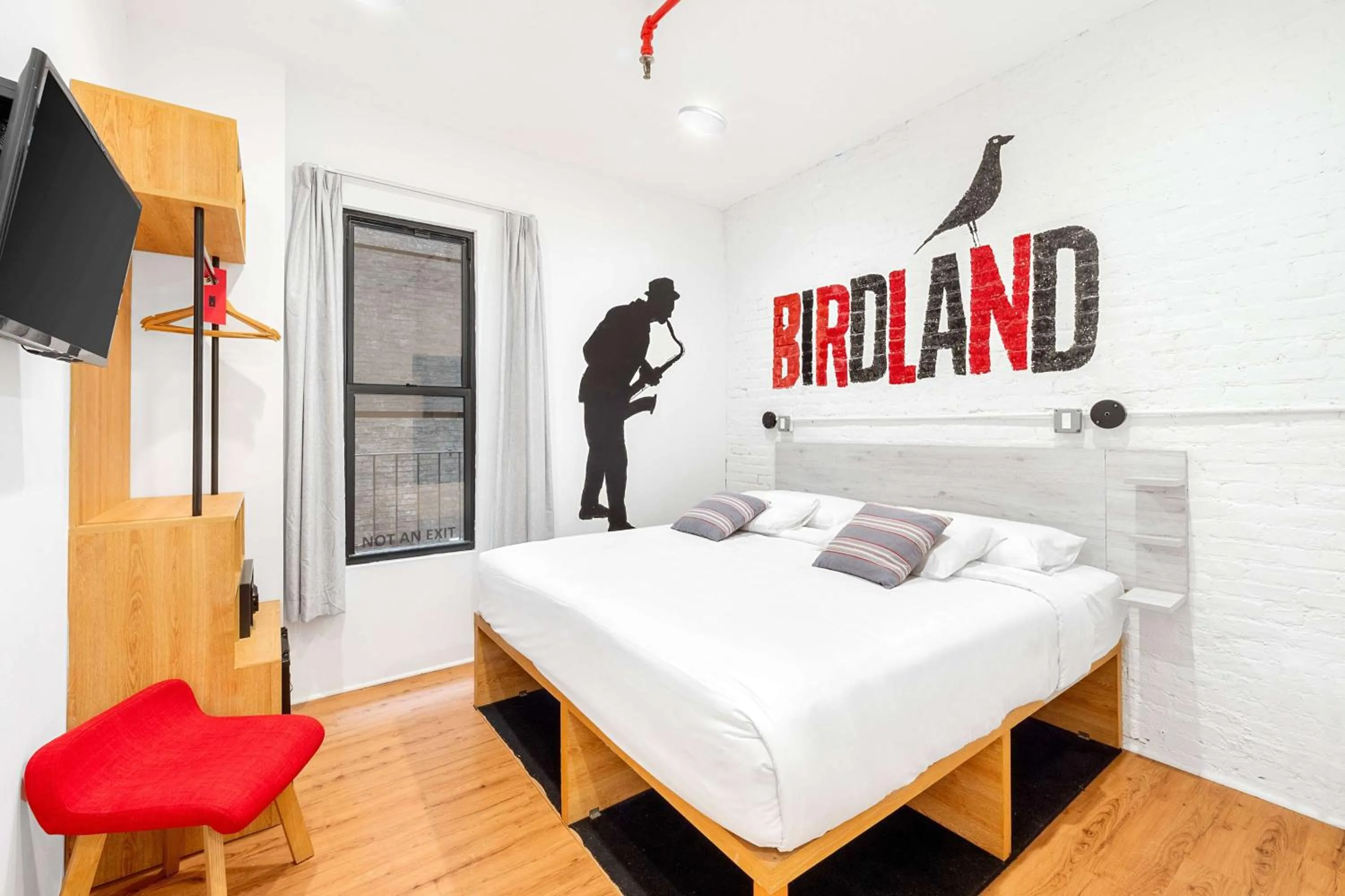 Photo of the whole room in BeHome by LuxUrban