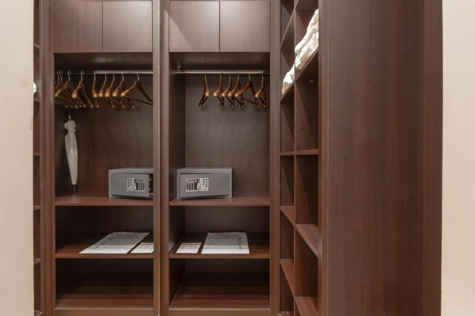 Other in Internazionale Domus