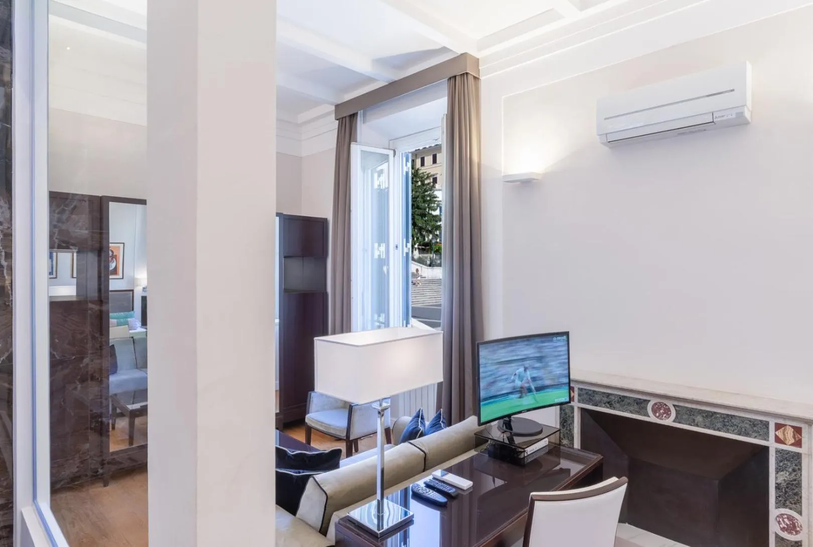 TV and multimedia in Internazionale Domus