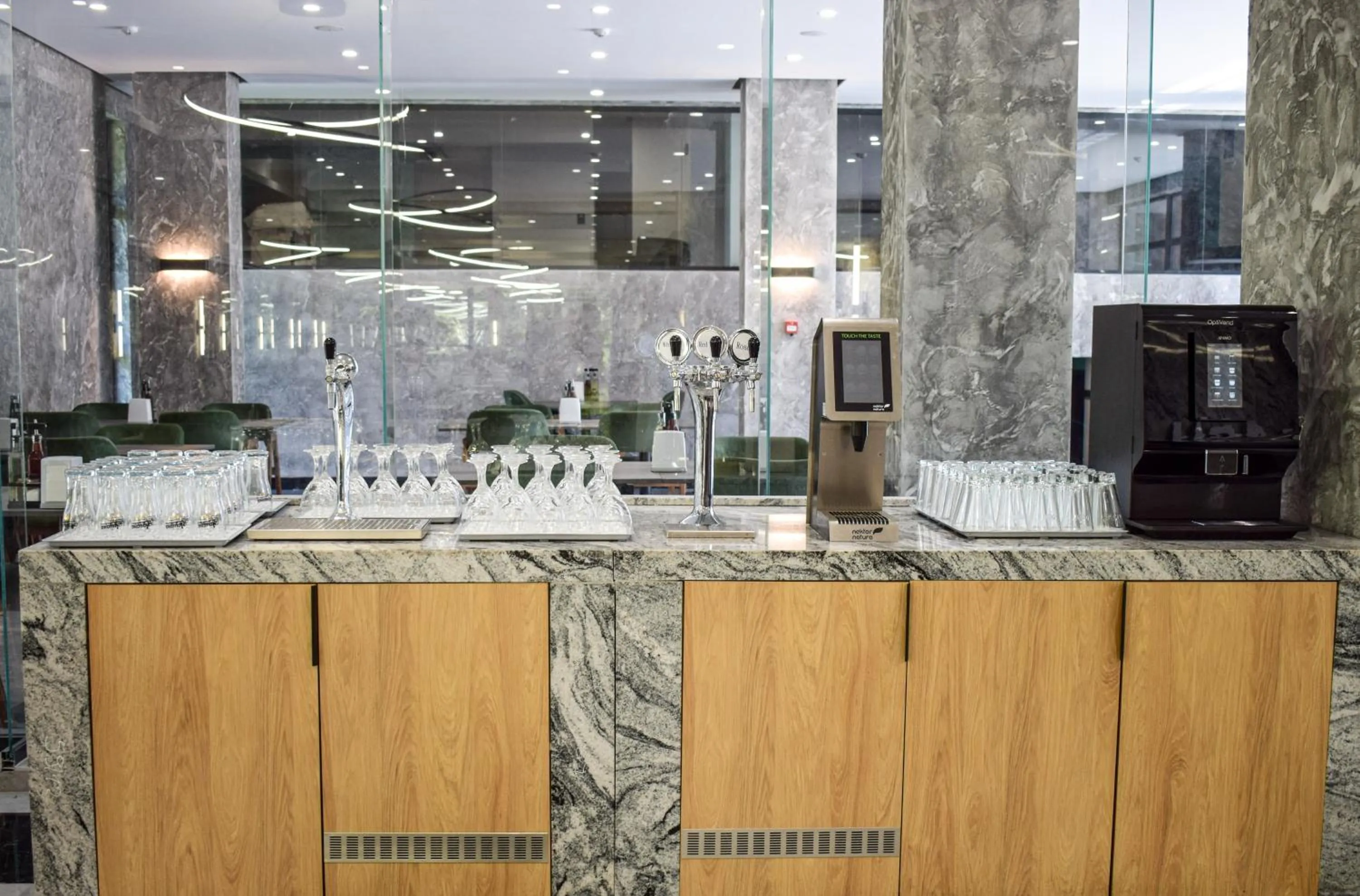 Food and drinks in Atliman Beach Park Hotel