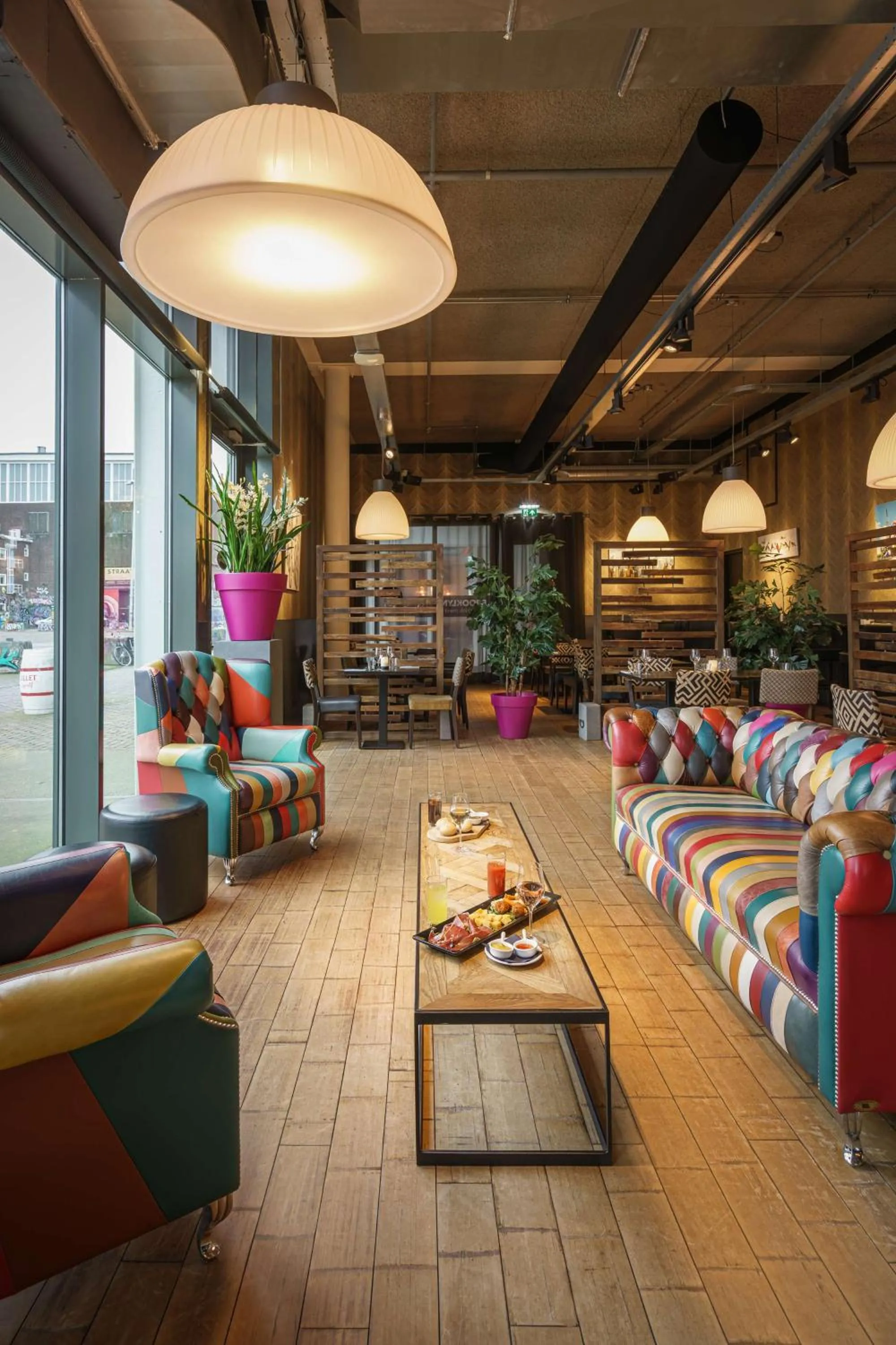 Restaurant/places to eat in DoubleTree by Hilton Amsterdam - NDSM Wharf