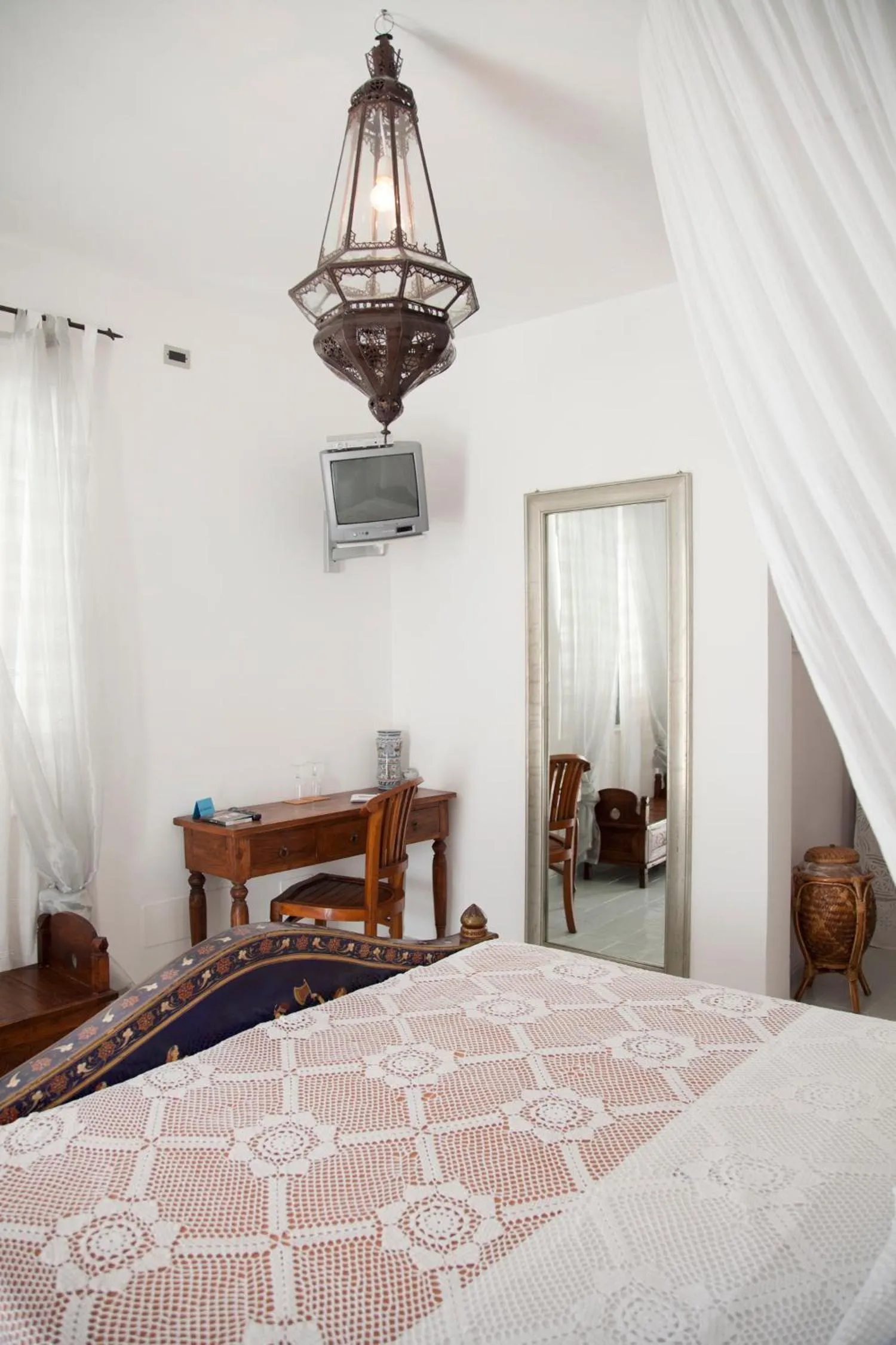 Bed in Quartara Boutique Hotel