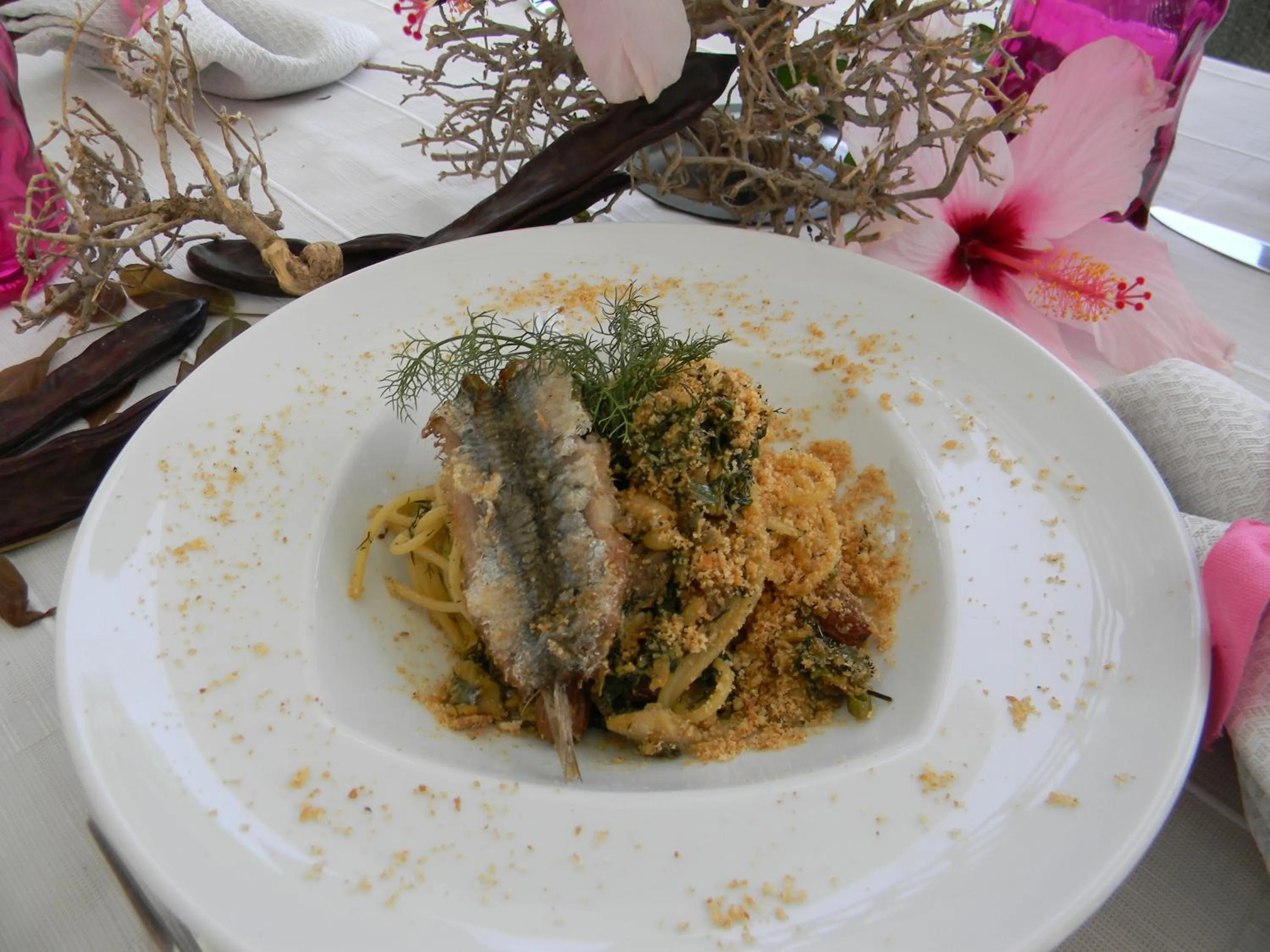 Restaurant/places to eat in Quartara Boutique Hotel