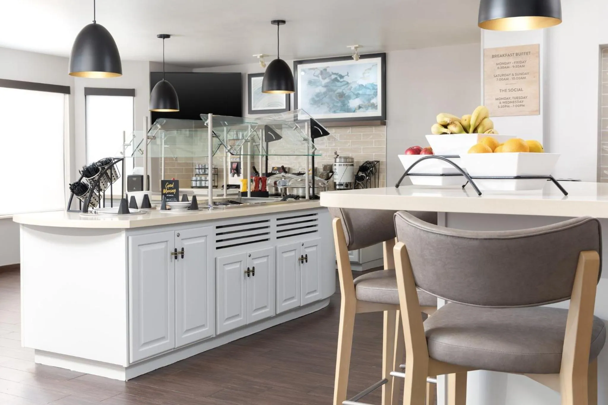 Restaurant/places to eat in Staybridge Suites Denver - Central Park by IHG