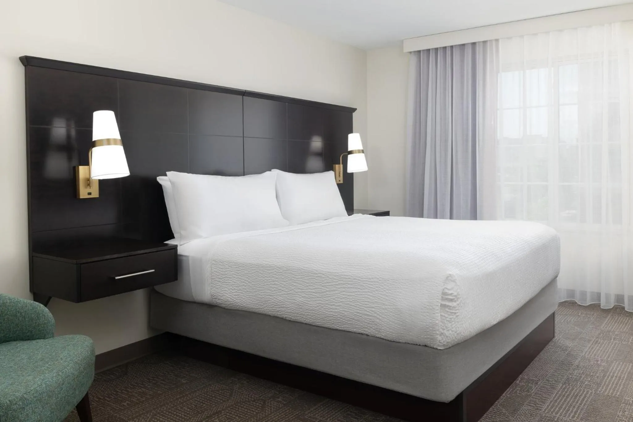 Photo of the whole room, Bed in Staybridge Suites Denver - Central Park by IHG