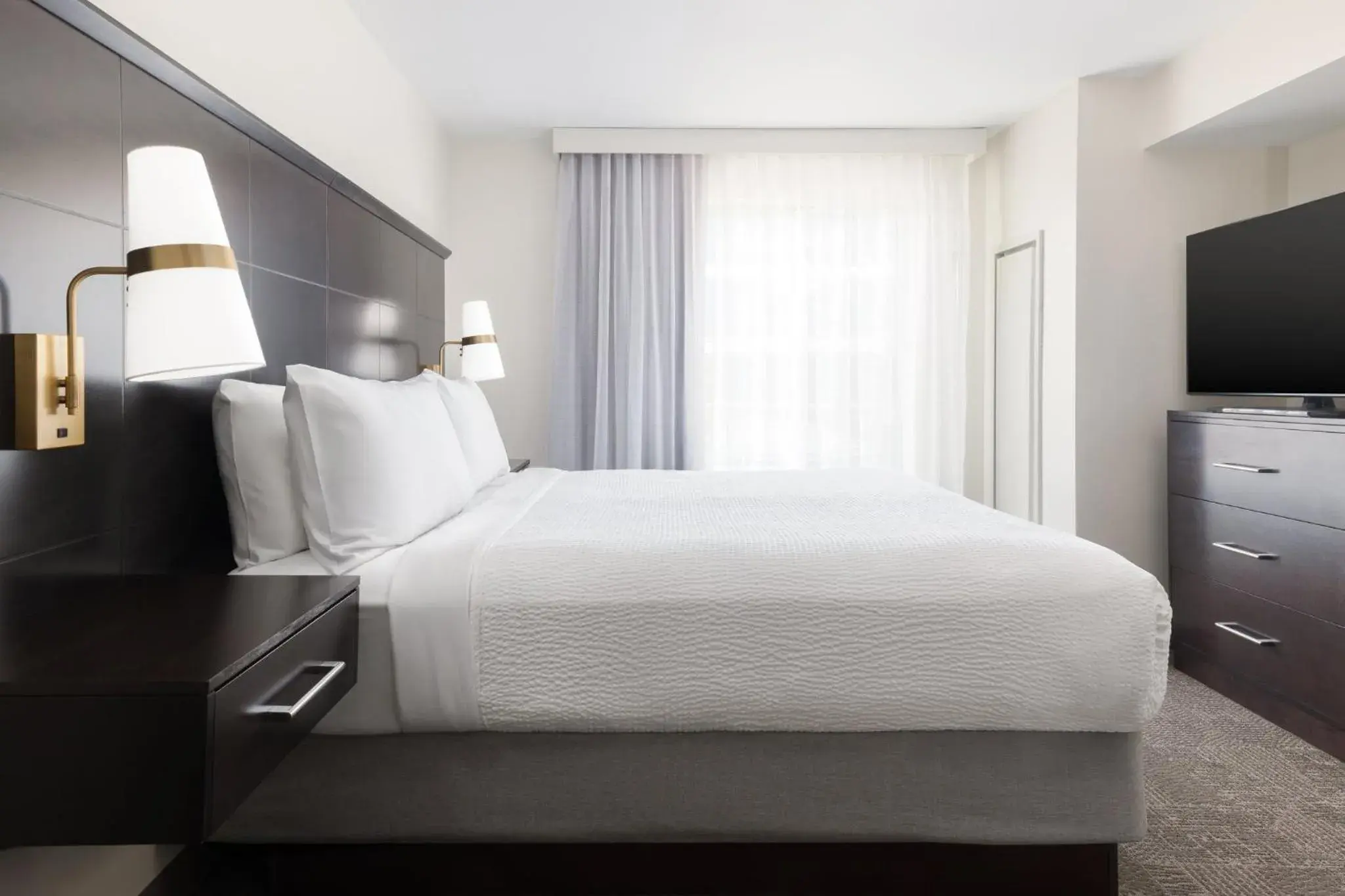 Hearing Accessible King Suite - Non-Smoking in Staybridge Suites Denver - Central Park by IHG Hearing Accessible King Suite - Non-Smoking in Staybridge Suites Denver - Central Park by IHG