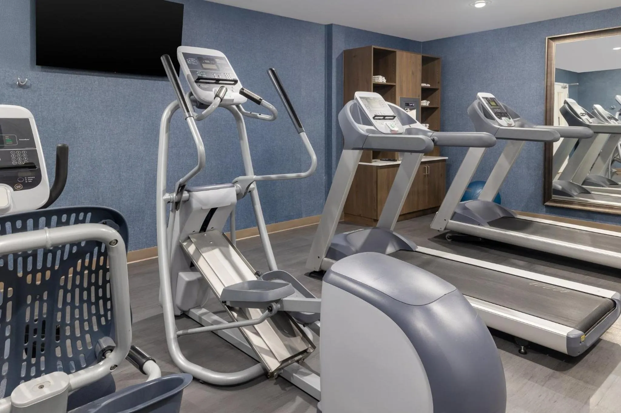 Fitness centre/facilities in Staybridge Suites Denver - Central Park by IHG
