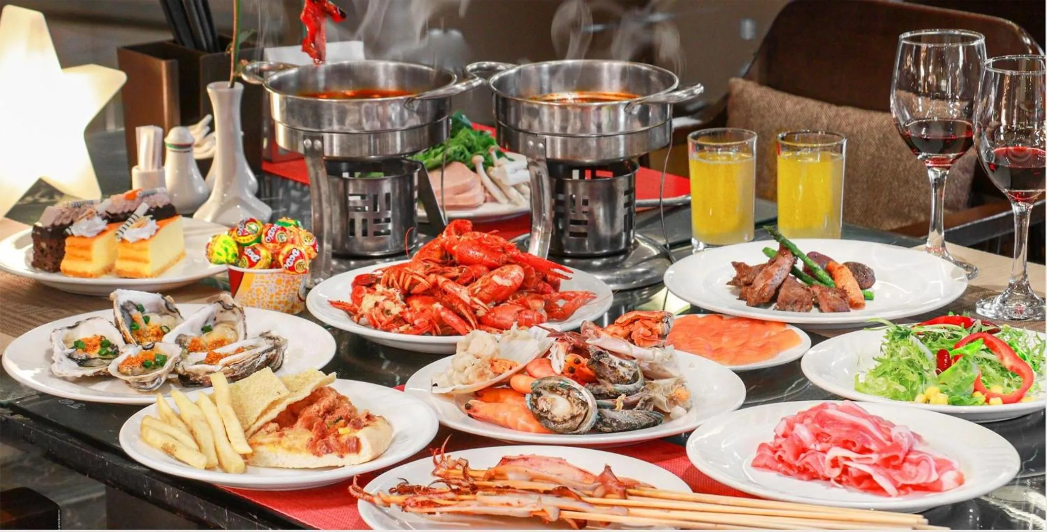 Meeting/conference room in Crowne Plaza Kunming City Centre by IHG