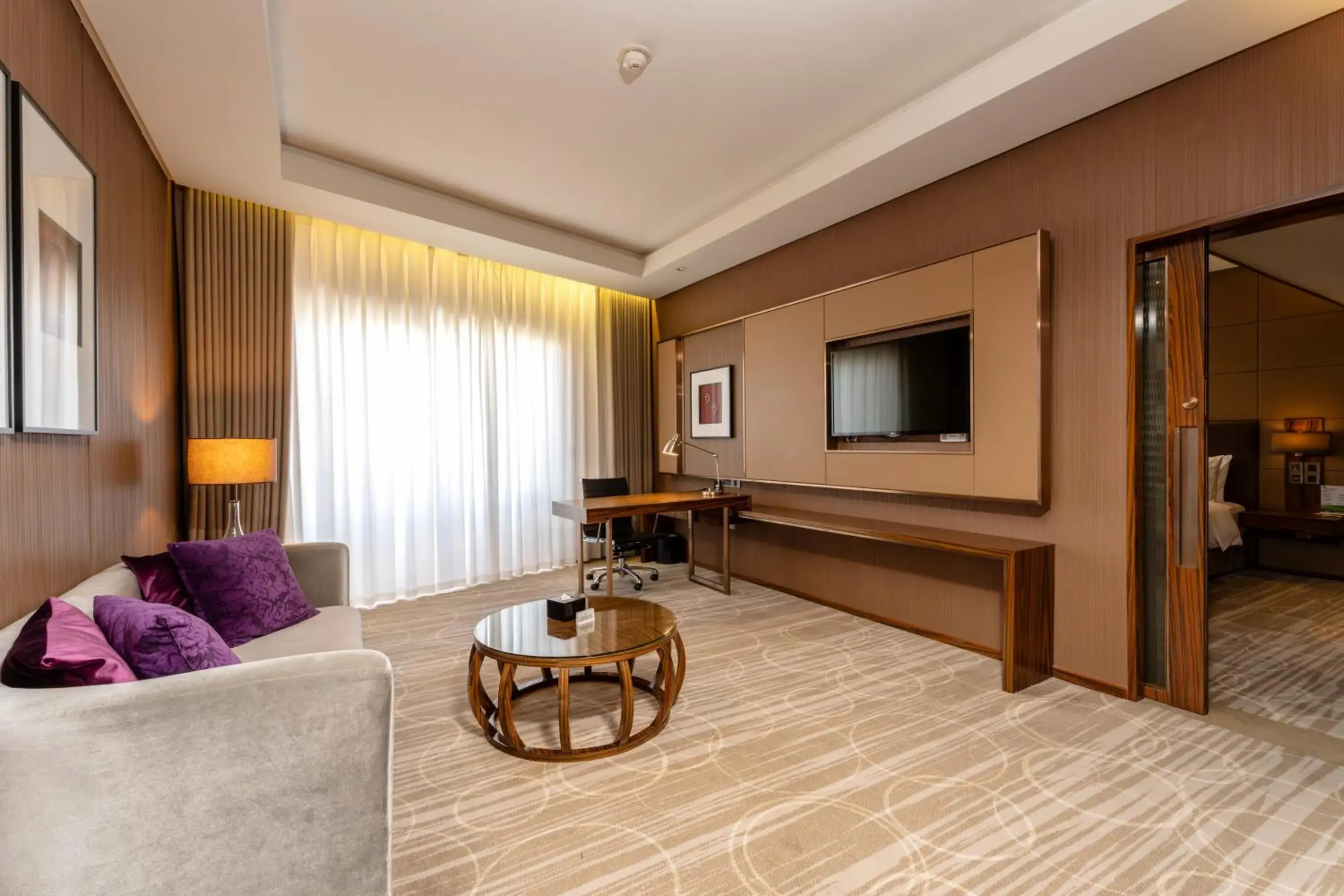 One-Bedroom Suite Lounge Access in Crowne Plaza Kunming City Centre by IHG One-Bedroom Suite Lounge Access in Crowne Plaza Kunming City Centre by IHG