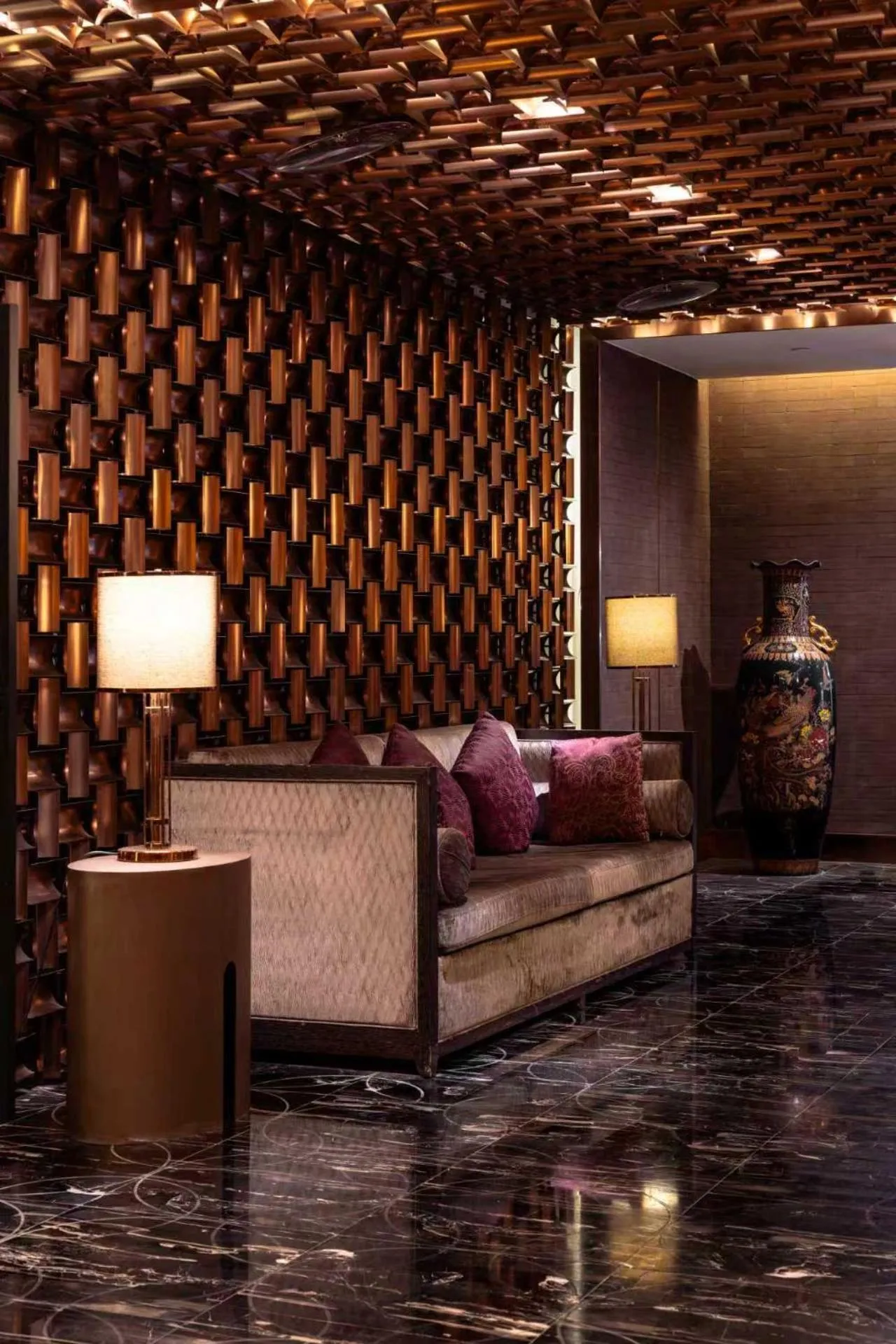 Restaurant/places to eat in Crowne Plaza Kunming City Centre by IHG