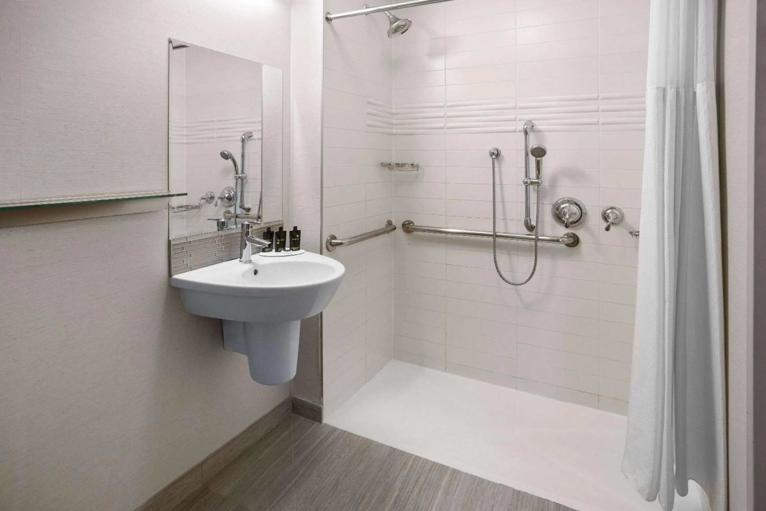 Shower in The Herald by LuxUrban