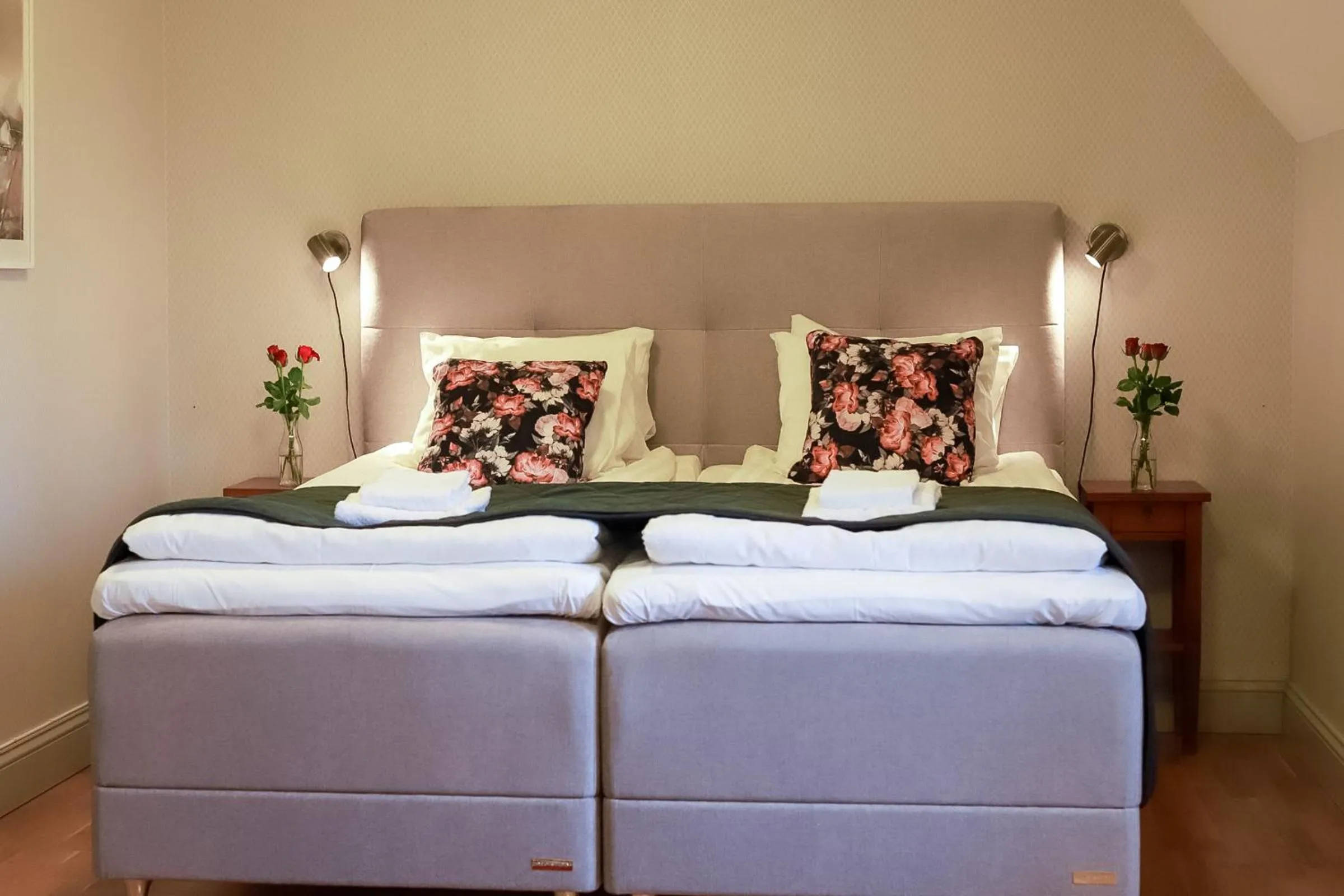 Bed in Munkedals Herrgård