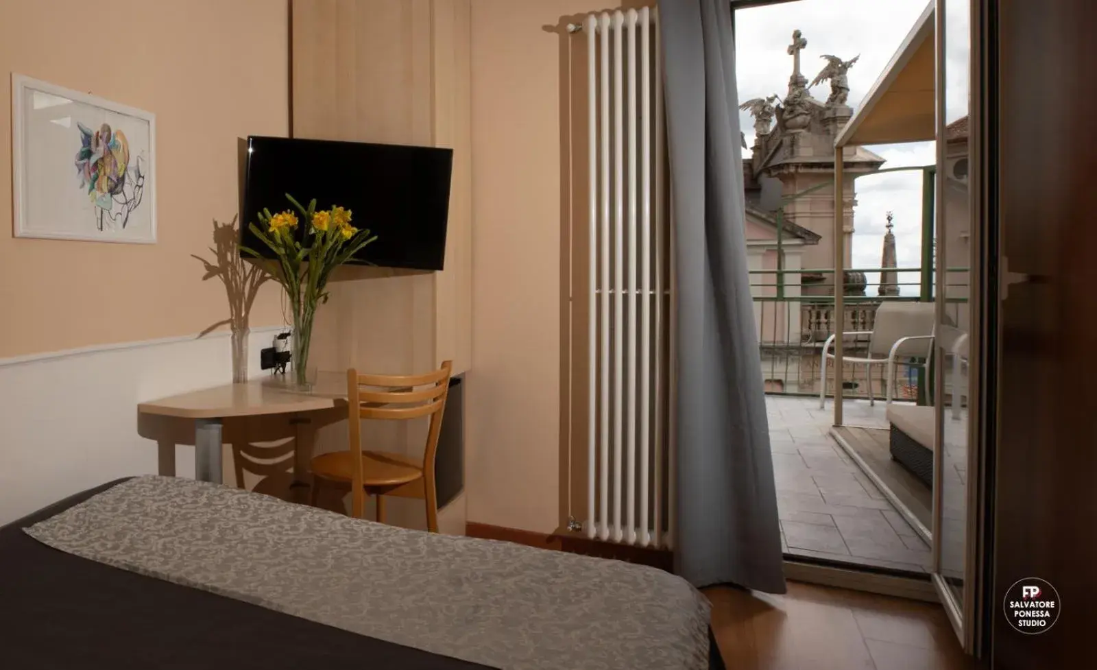 Small Double Room in Hotel Vista Lago Small Double Room in Hotel Vista Lago