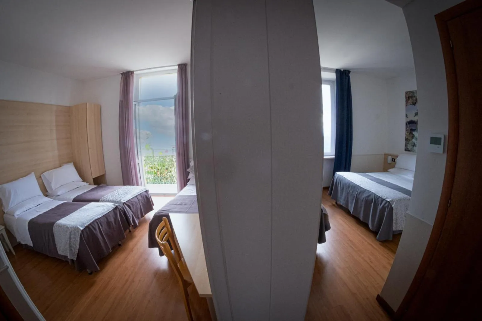 Bedroom, Bed in Hotel Vista Lago Como