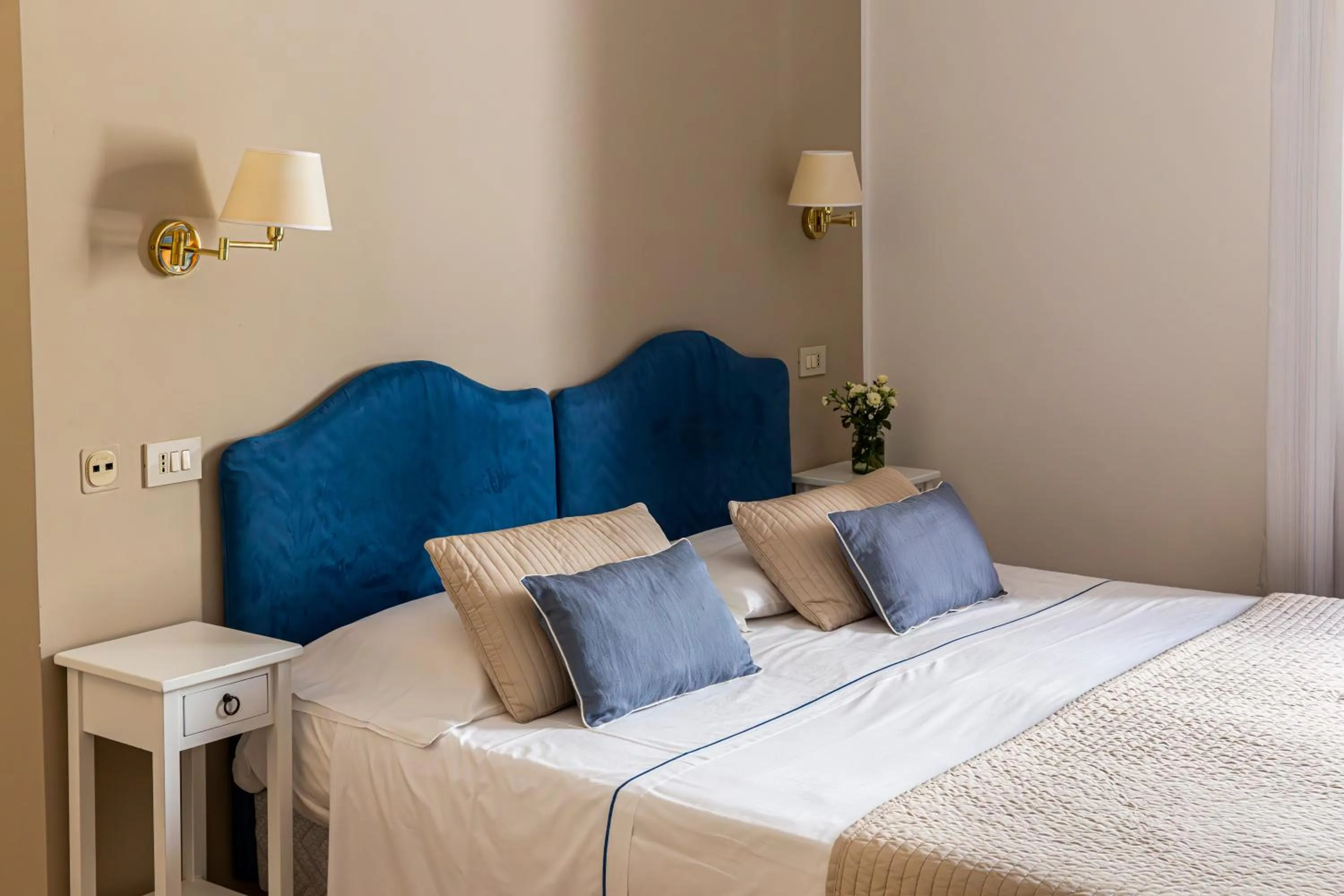 Bedroom, Bed in Hotel Punta Nord Est