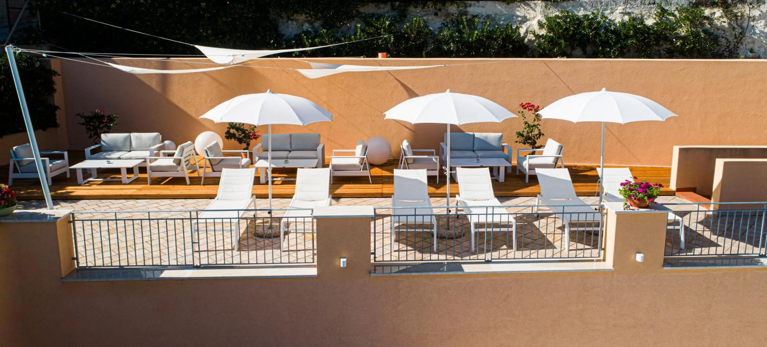 Solarium in Hotel Punta Nord Est