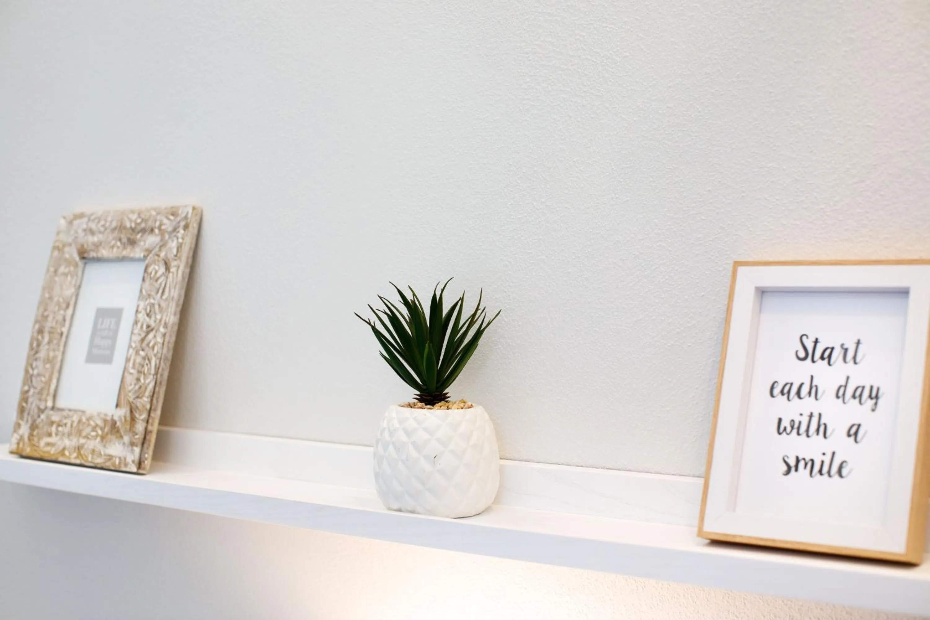 Decorative detail in MelRose Sorrento