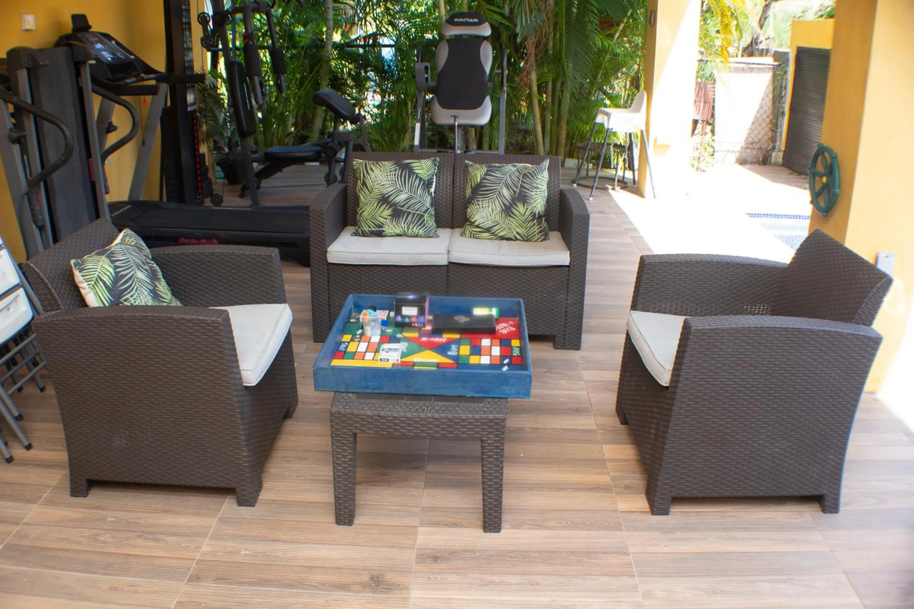 Patio in The Vista Inn