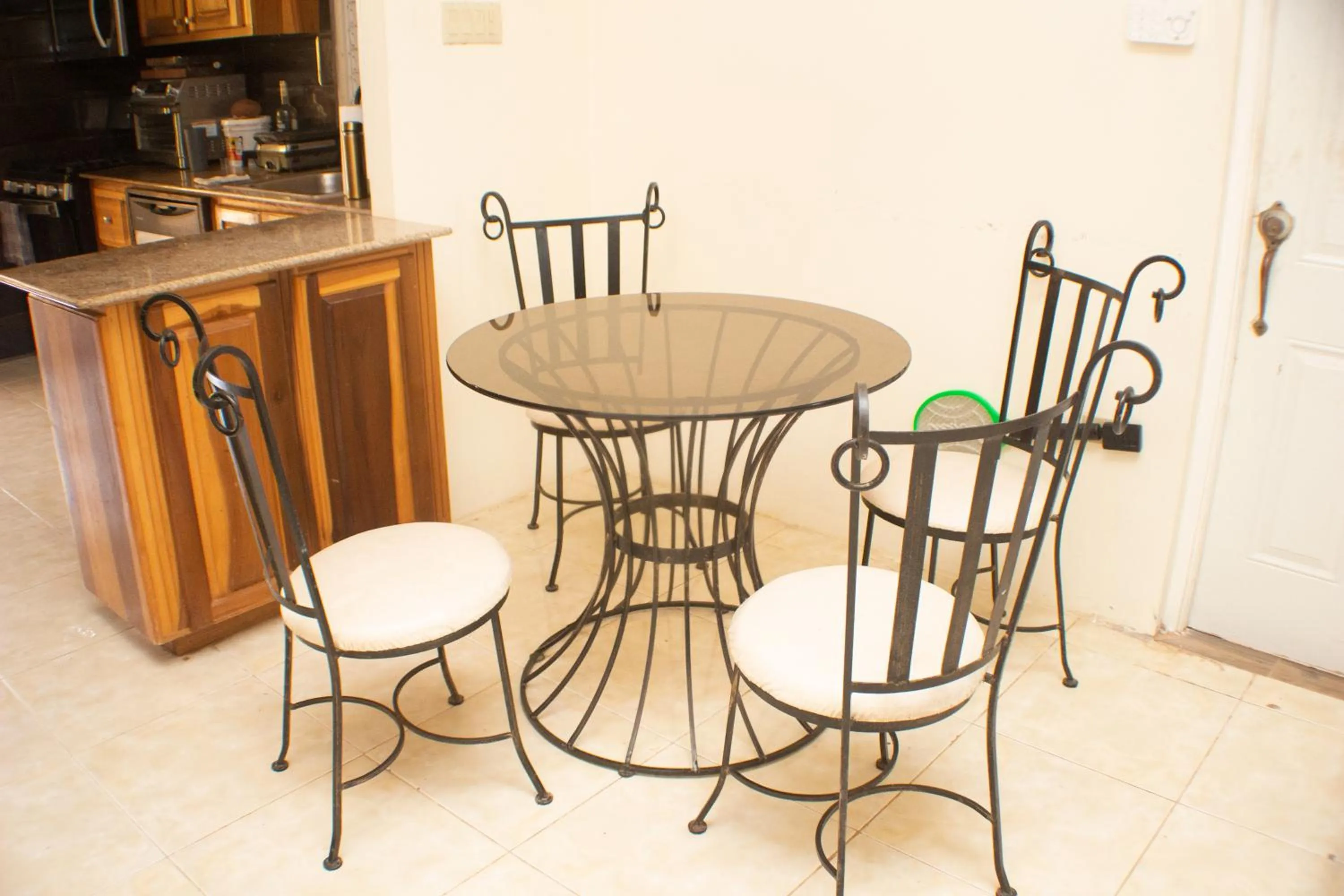 Kitchen or kitchenette in The Vista Inn