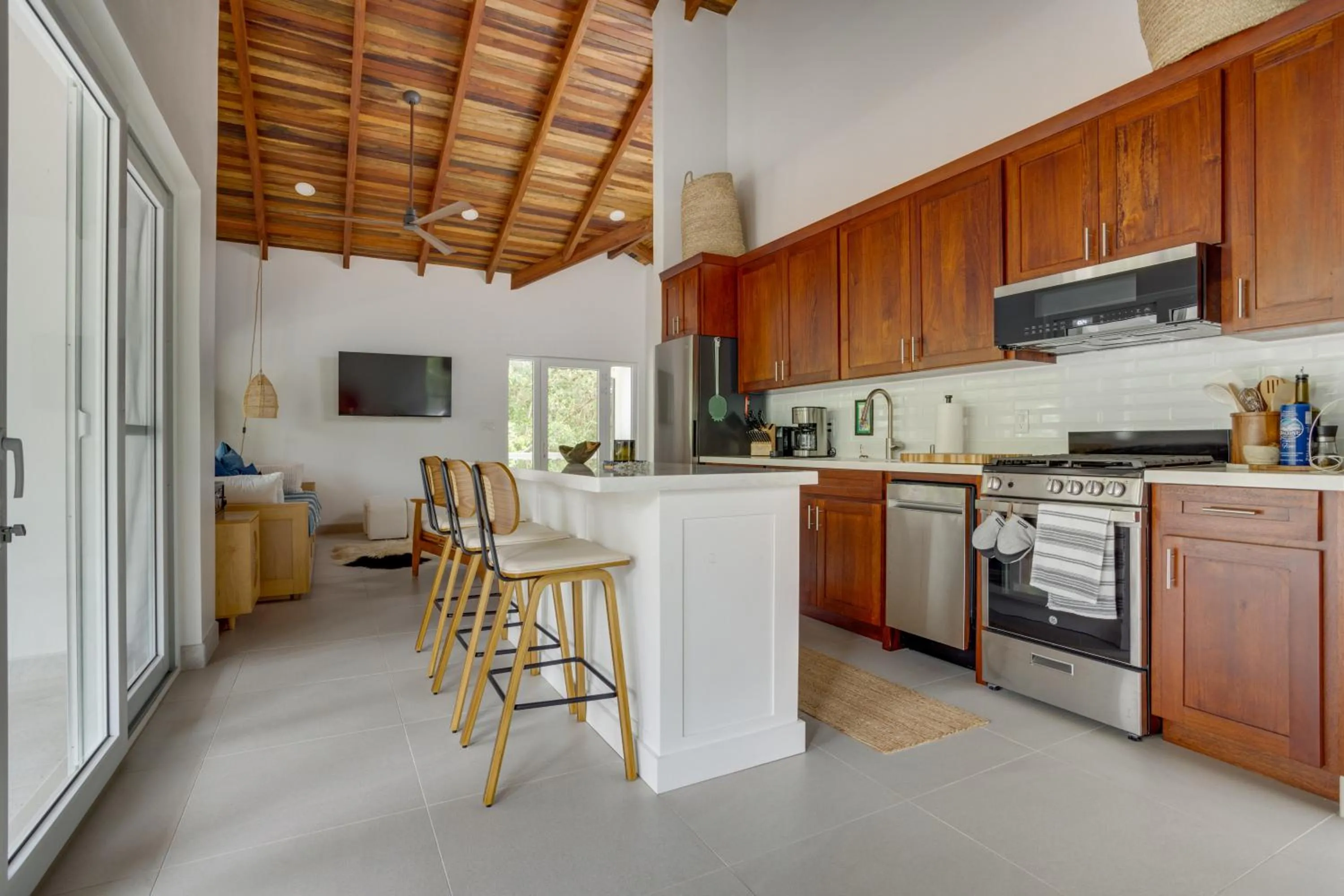 Kitchen or kitchenette in Ceiba Beach Resort