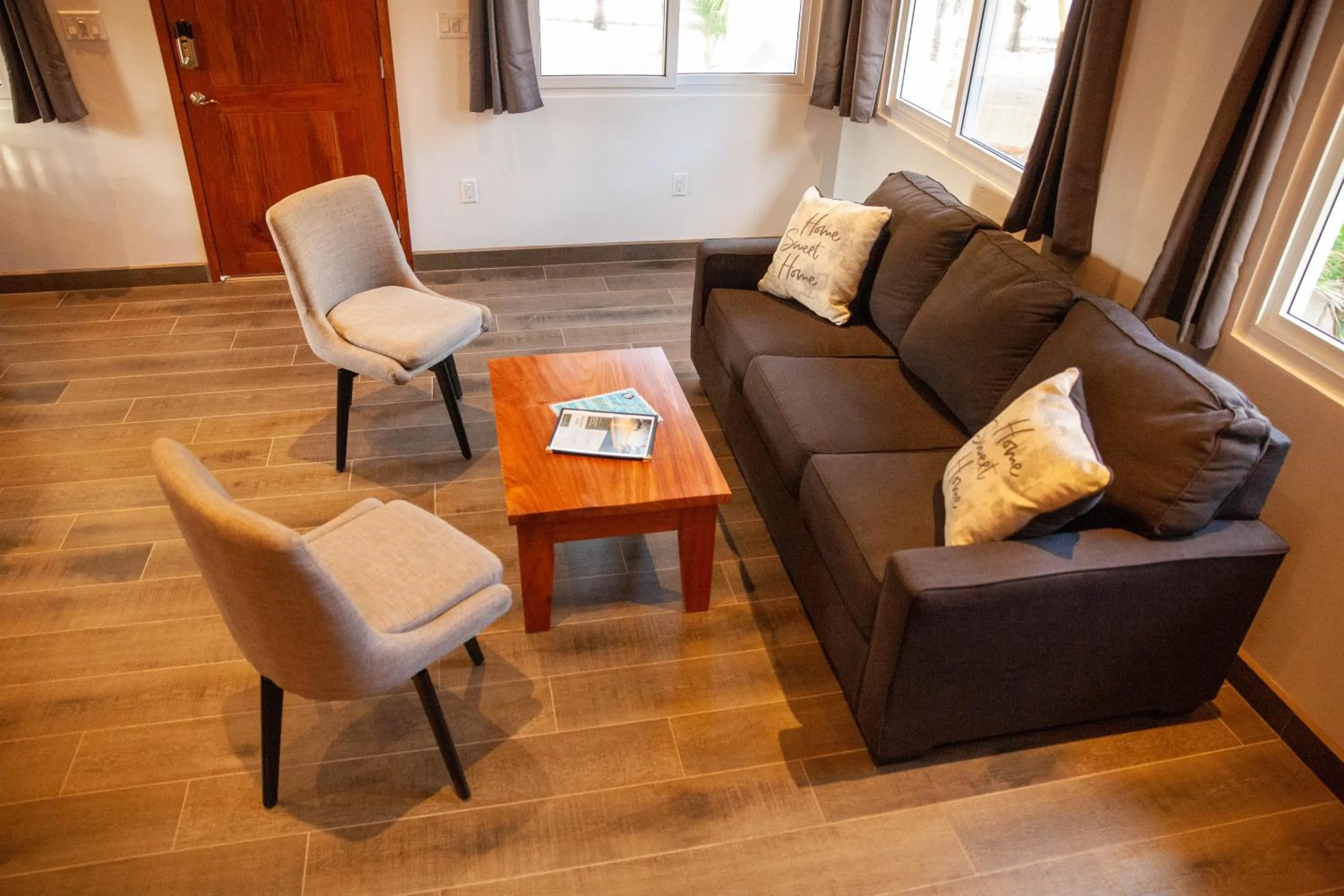 Living room in Ceiba Beach Resort