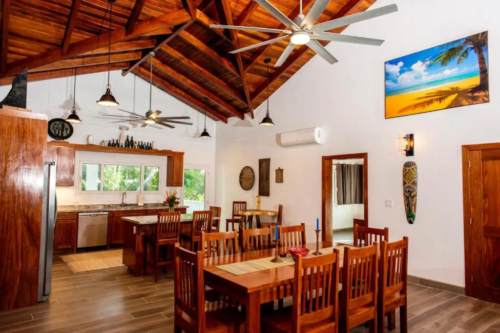 Kitchen or kitchenette in Ceiba Beach Resort