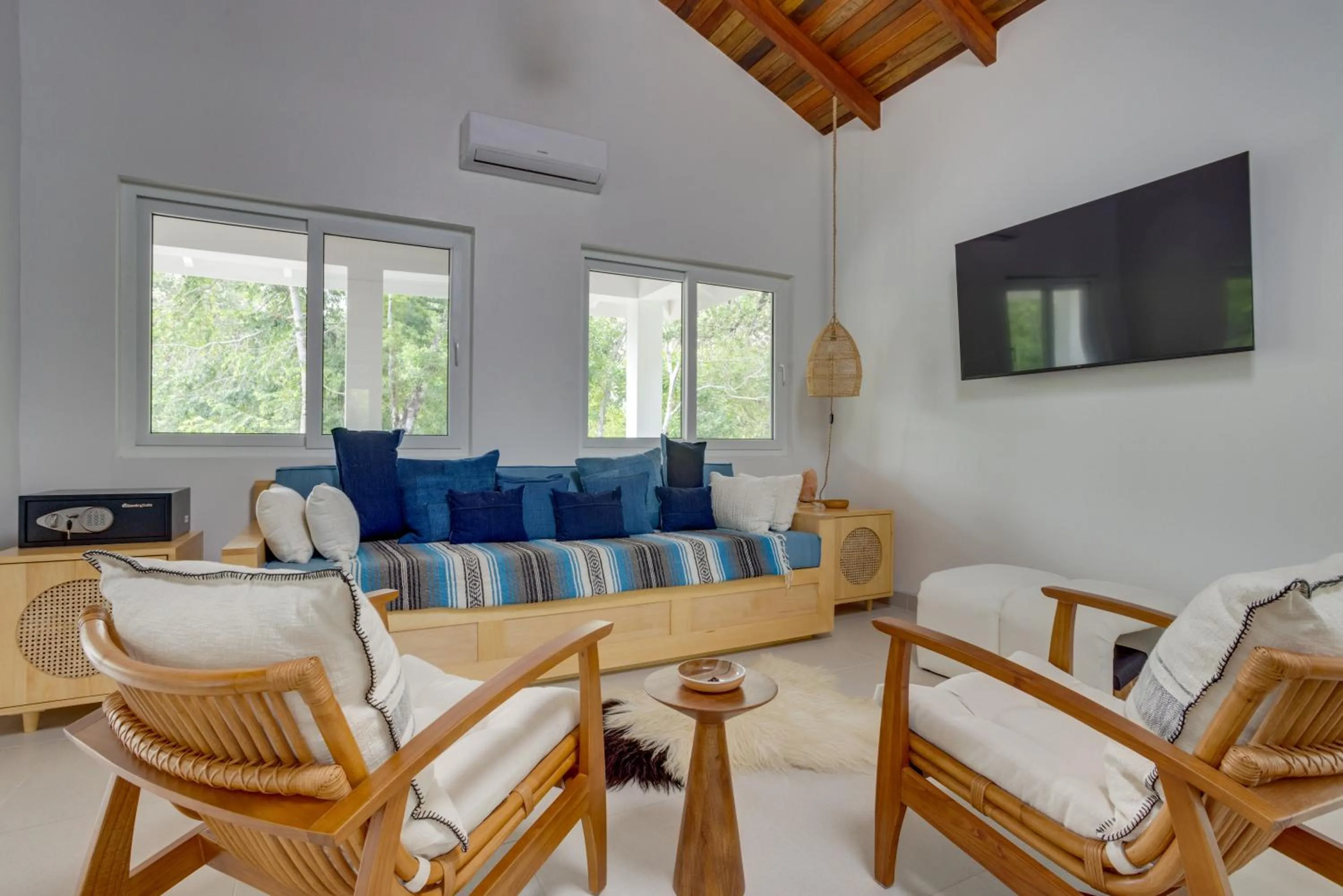 TV and multimedia in Ceiba Beach Resort