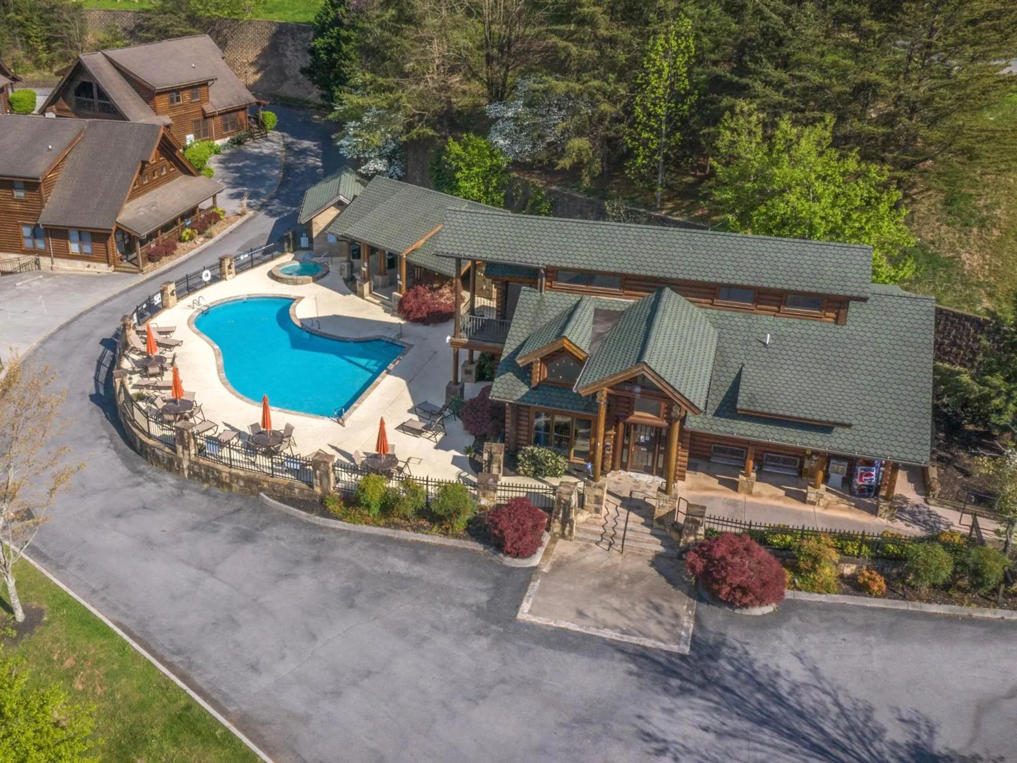 Swimming pool in Smokey Bear 1103