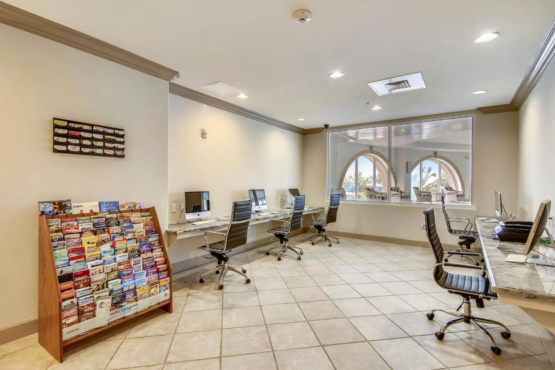 Property building in Diamond Beach 304-Sapphire