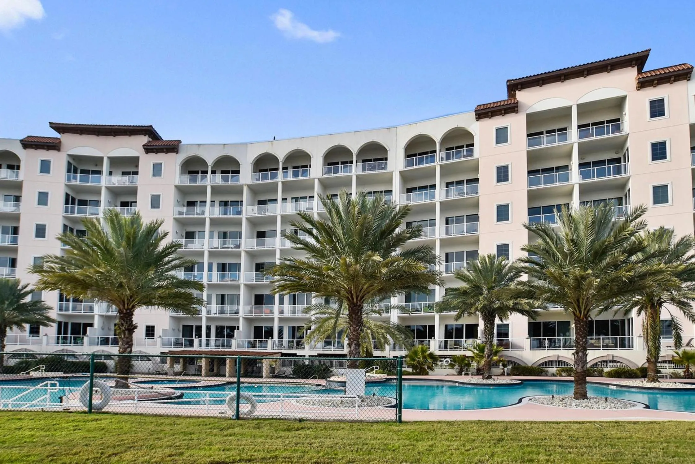 Property building in Diamond Beach 608-Blue Lagoon