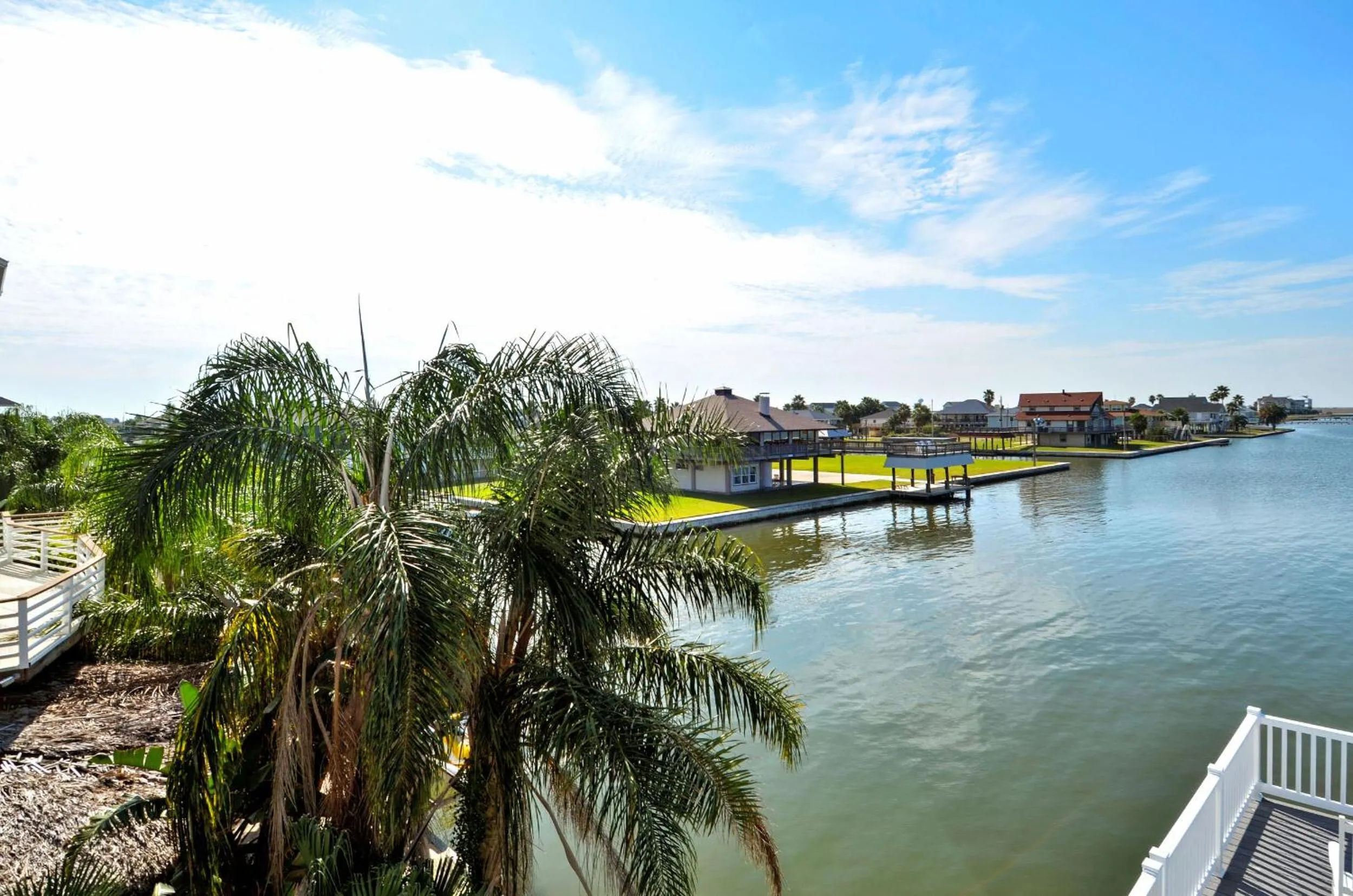 Property building in Bahia Azul Sunset