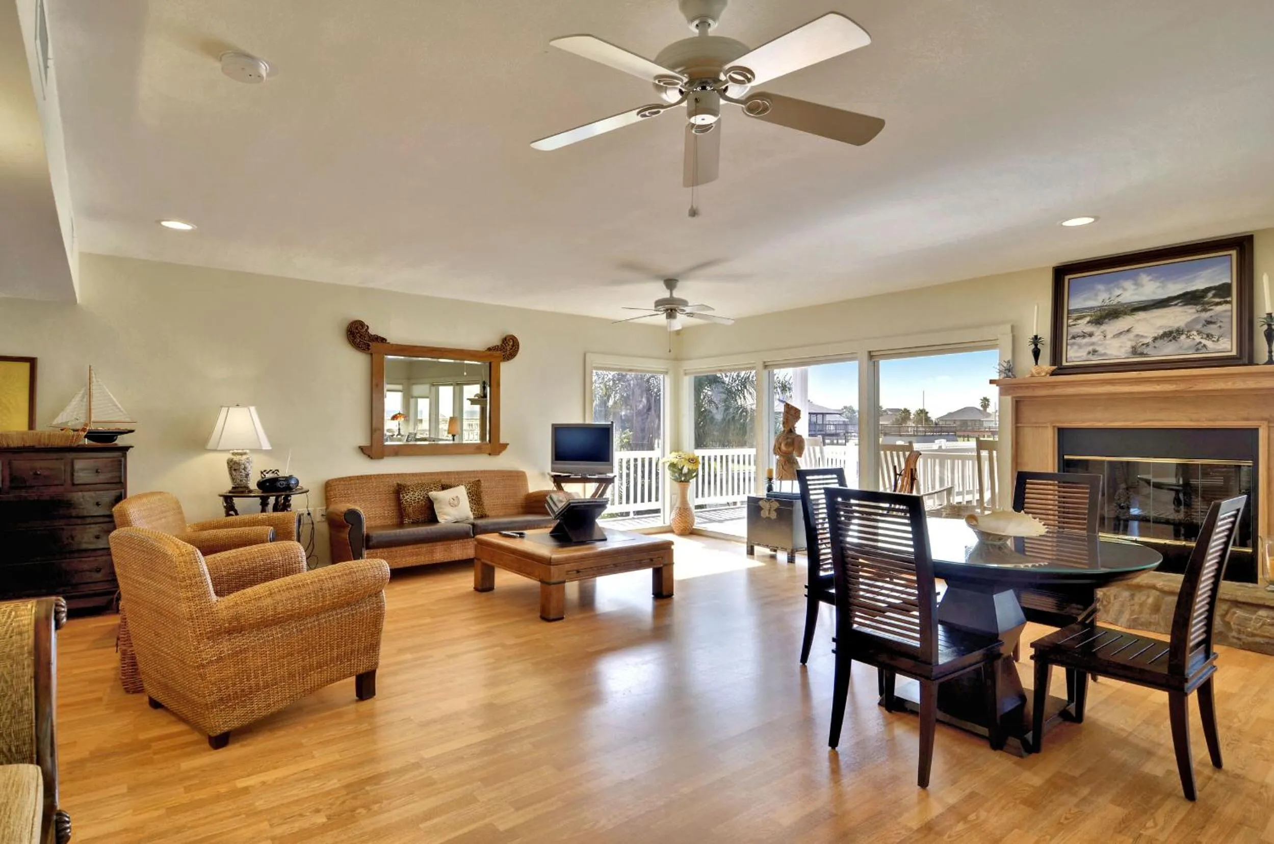 Property building in Bahia Azul Sunset