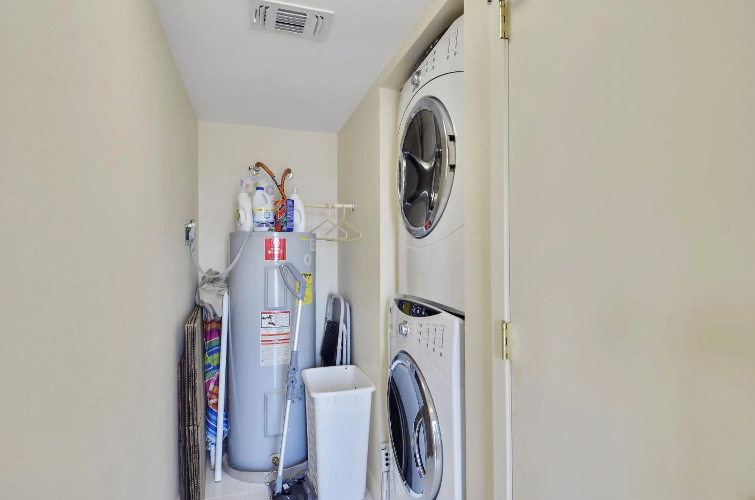 Property building in Bahia Azul Sunset