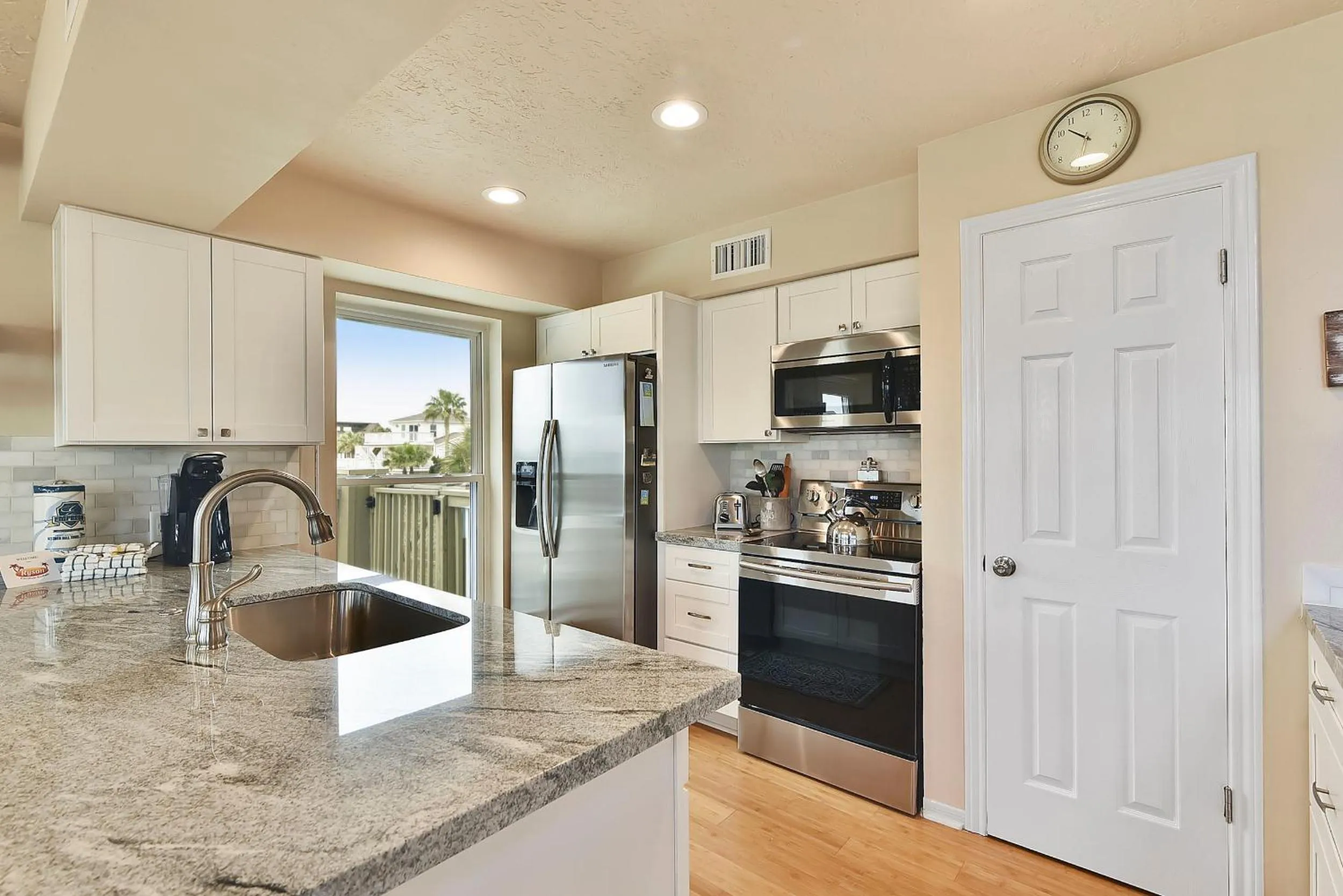 Kitchen or kitchenette in All Decked Out