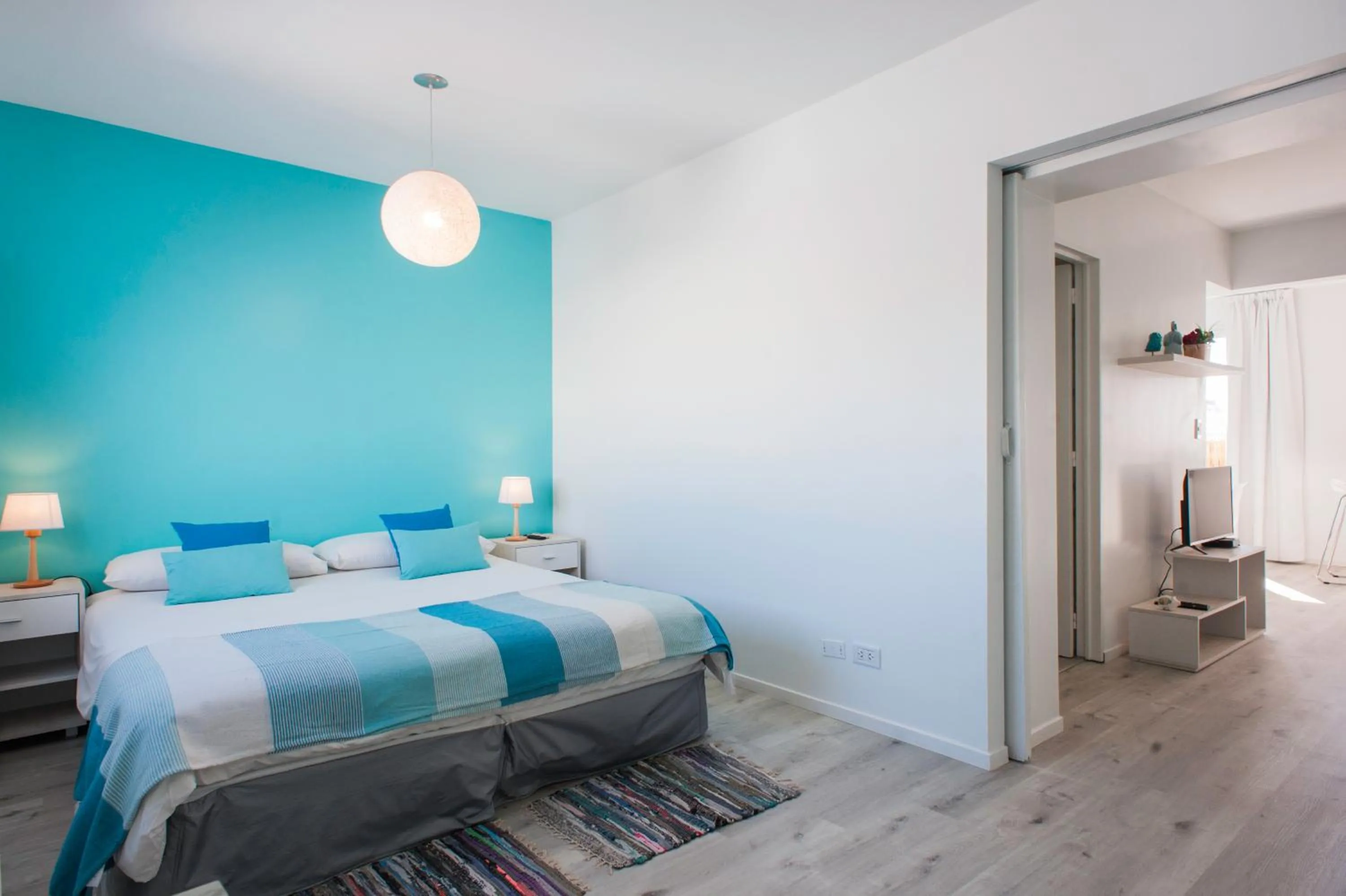 Bed in Soho Point Central