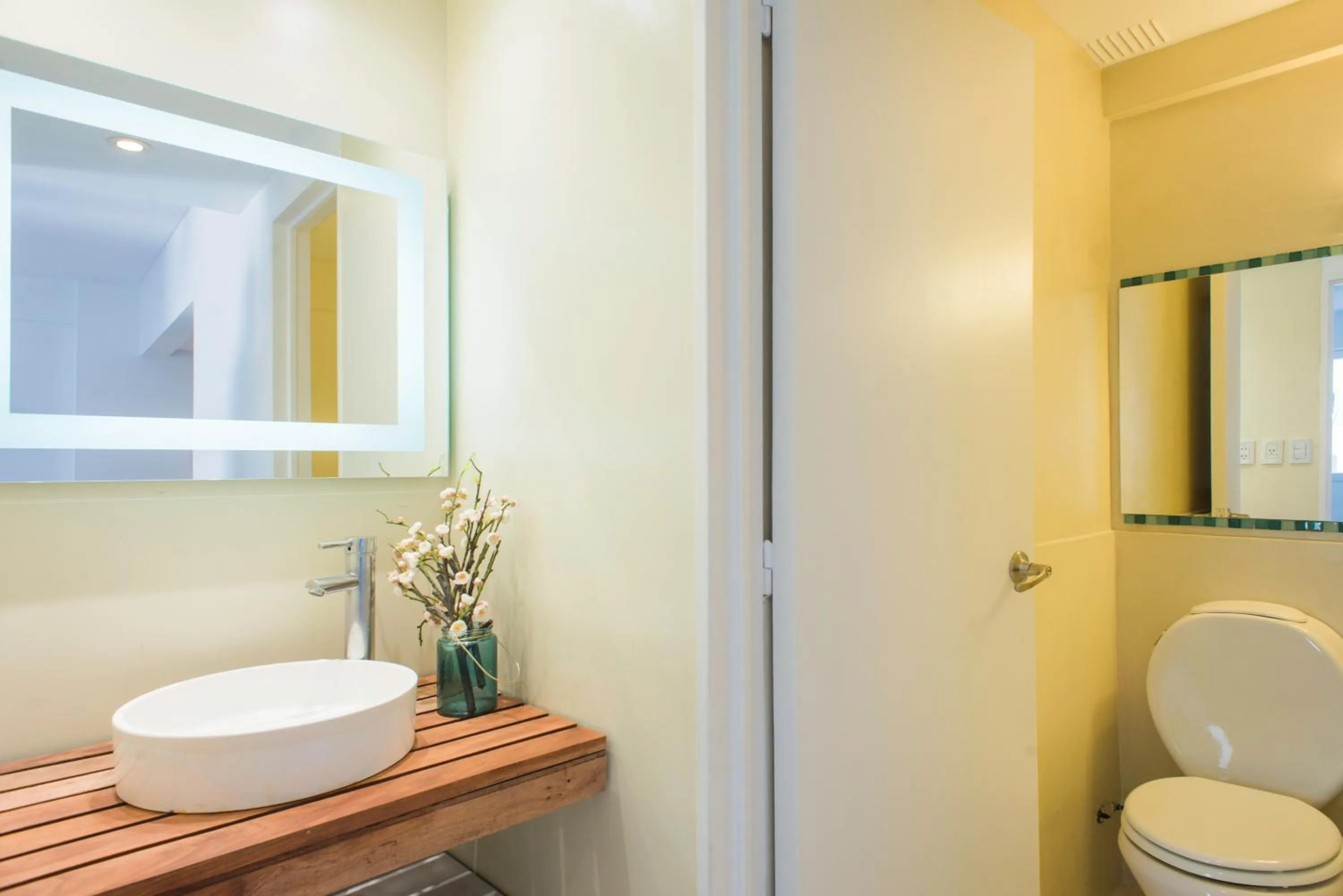 Bathroom in Soho Point Central