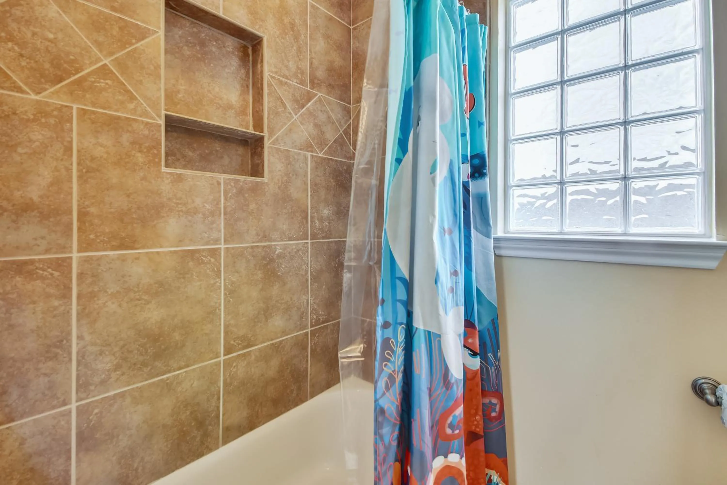 Bathroom in Sunflower Surf