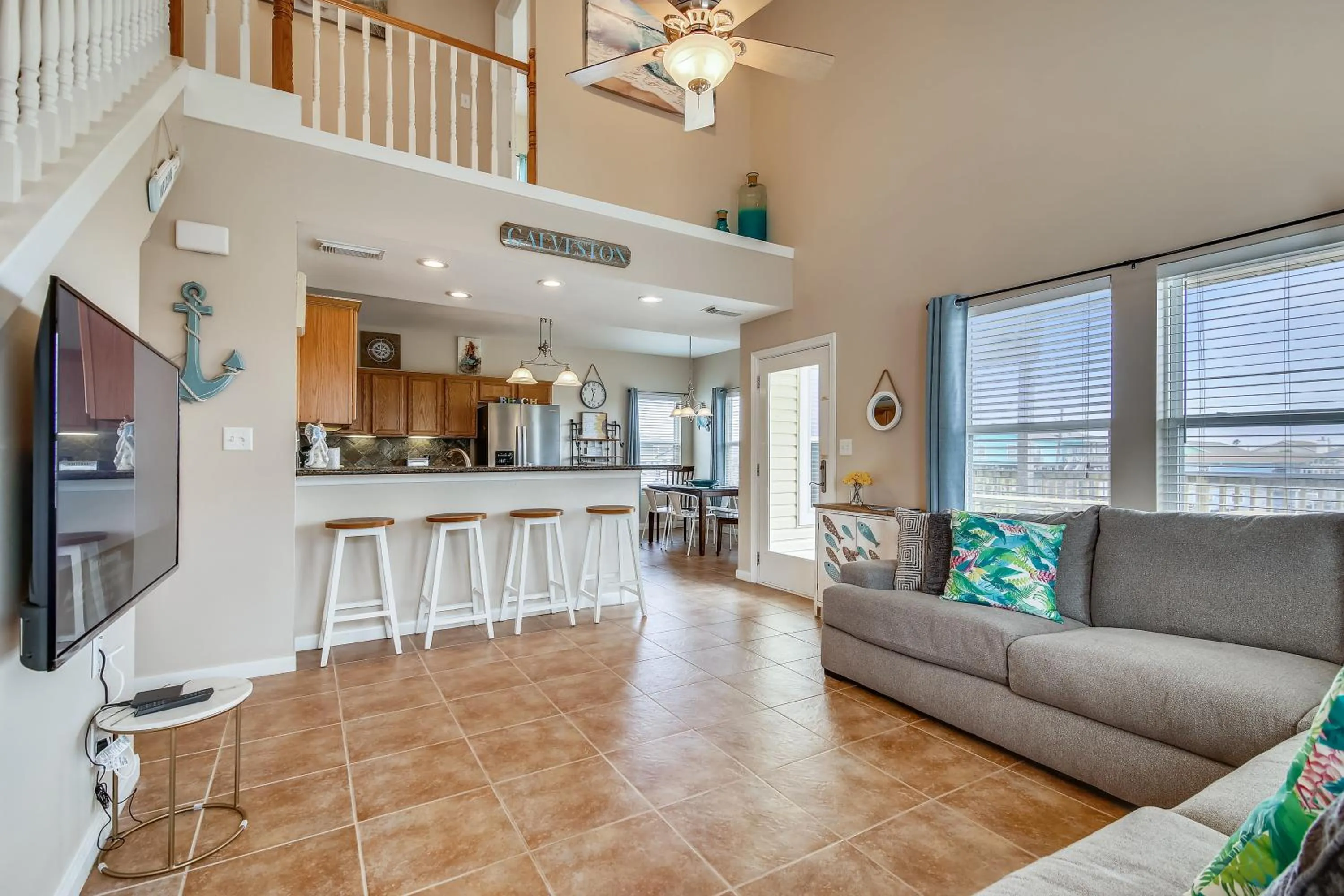 Property building in Sunflower Surf