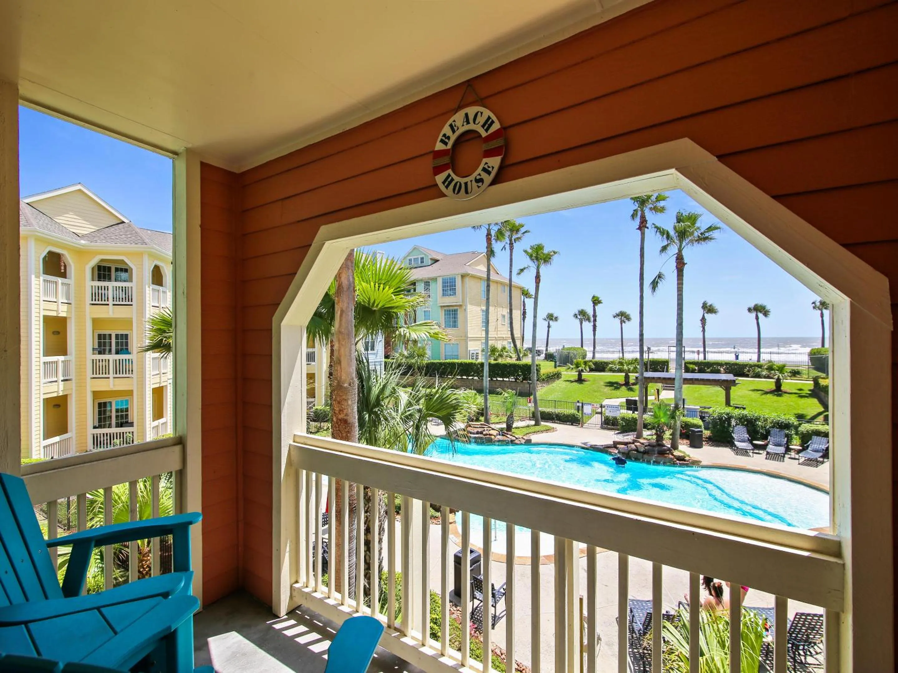 Property building in Dawn 823-At The Beach