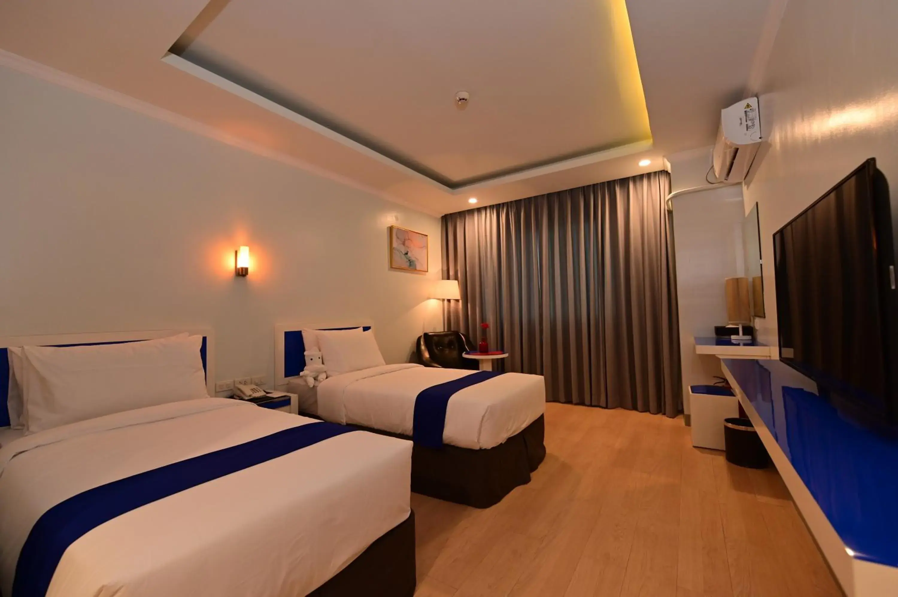 Deluxe Double or Twin Room in T Shine Resort and Spa Deluxe Double or Twin Room in T Shine Resort and Spa